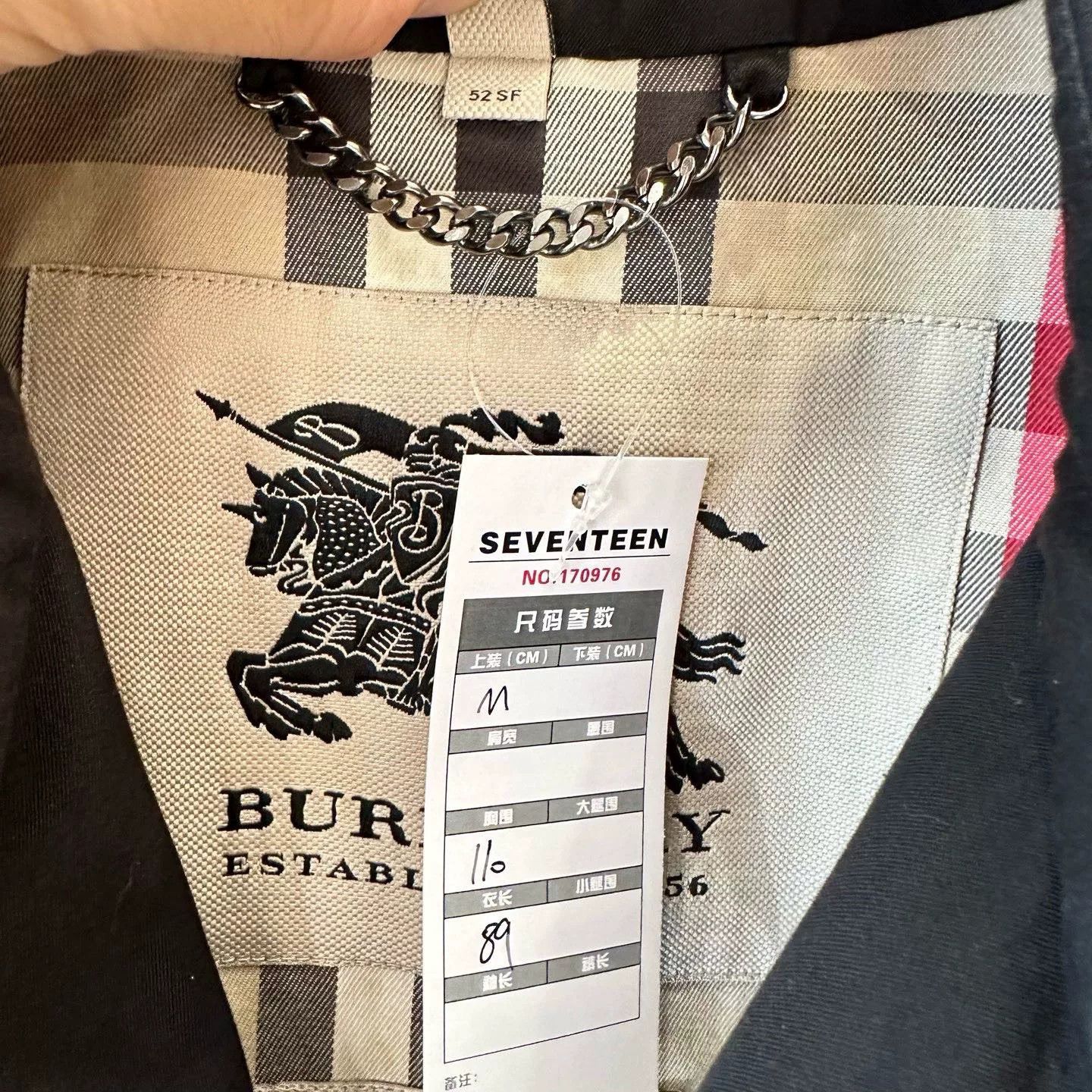 Burberry Burberry Long Black Coat L Women Size L / US 10 / IT 46 - 6 Thumbnail