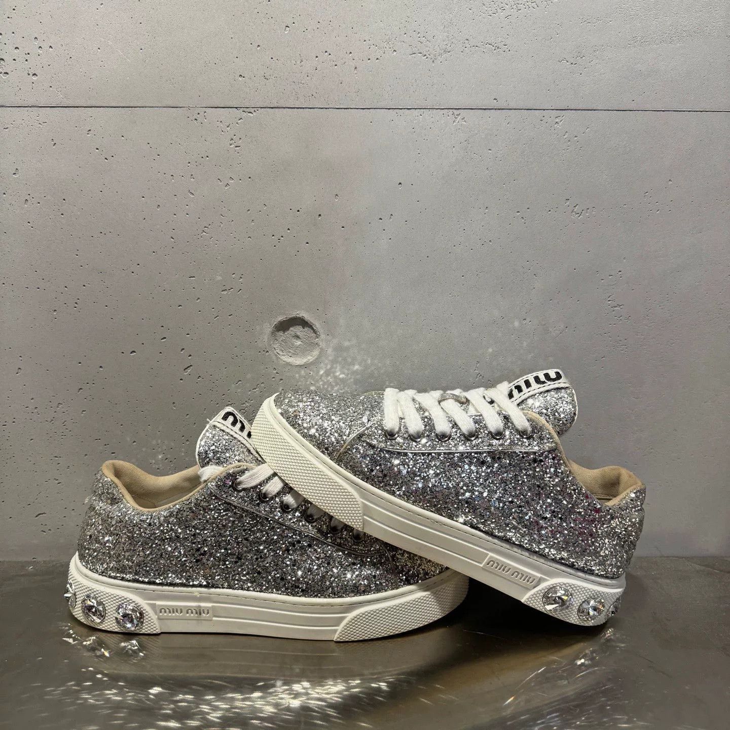 Miu Miu Miu Miu Green Lowtop Sneakers 37 Women Size US 6.5 / IT 36.5 - 4 Thumbnail