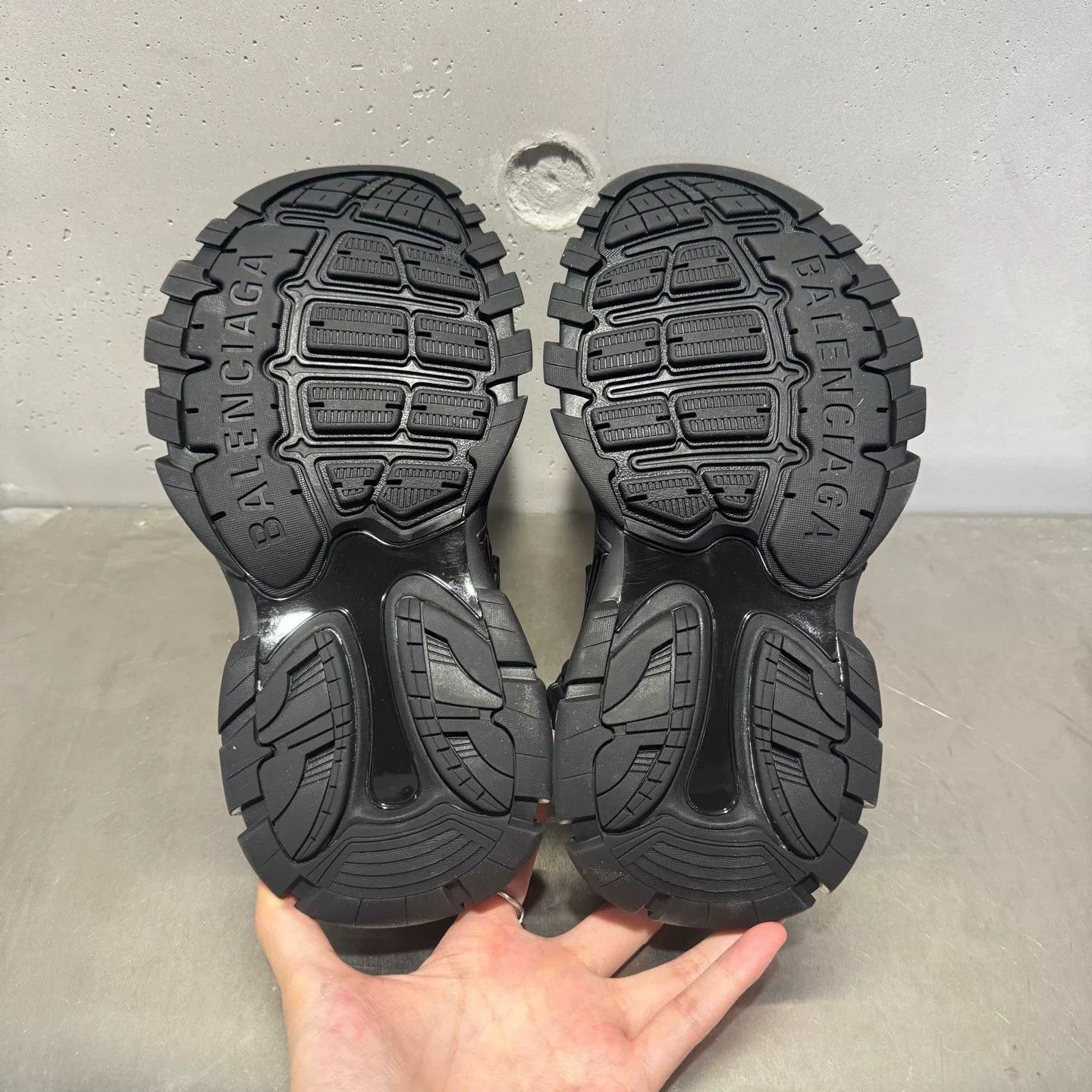 Balenciaga Balenciaga Black Sandals 35 Women Size US 5 / IT 35 - 6 Thumbnail