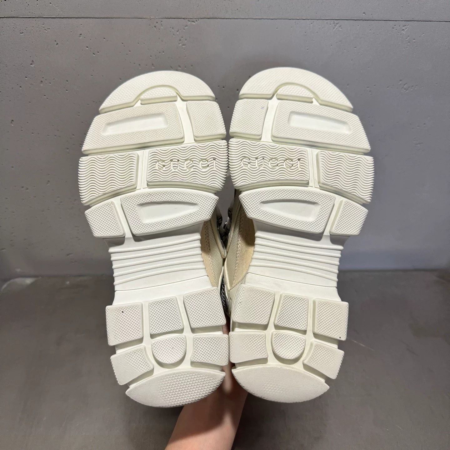 Gucci Gucci Multi Lowtop Sneakers 35 Women Size US 5 / IT 35 - 6 Thumbnail