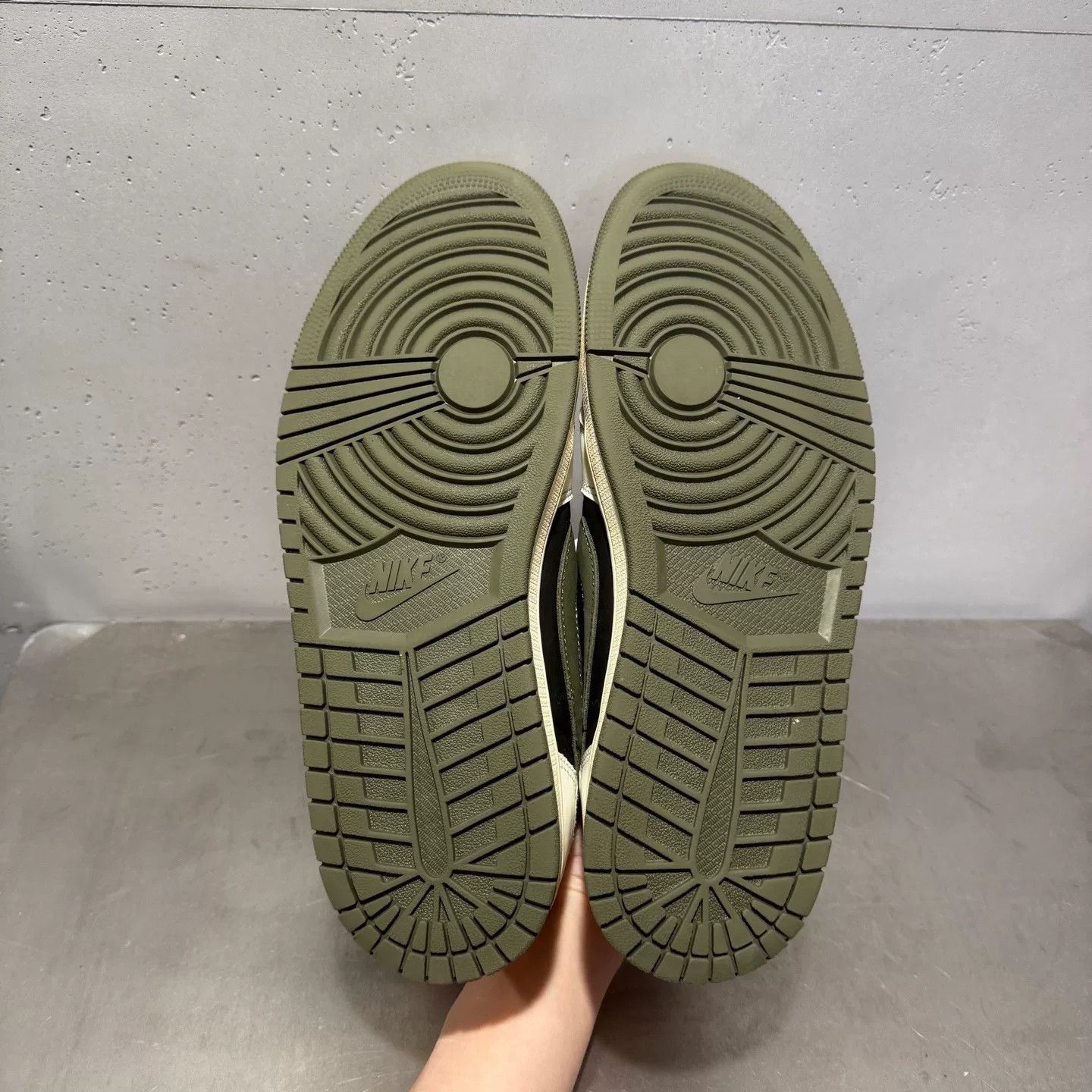 Nike Nike Green Lowtop Sneakers 44 Men Size US 10.5 / EU 43-44 - 6 Thumbnail
