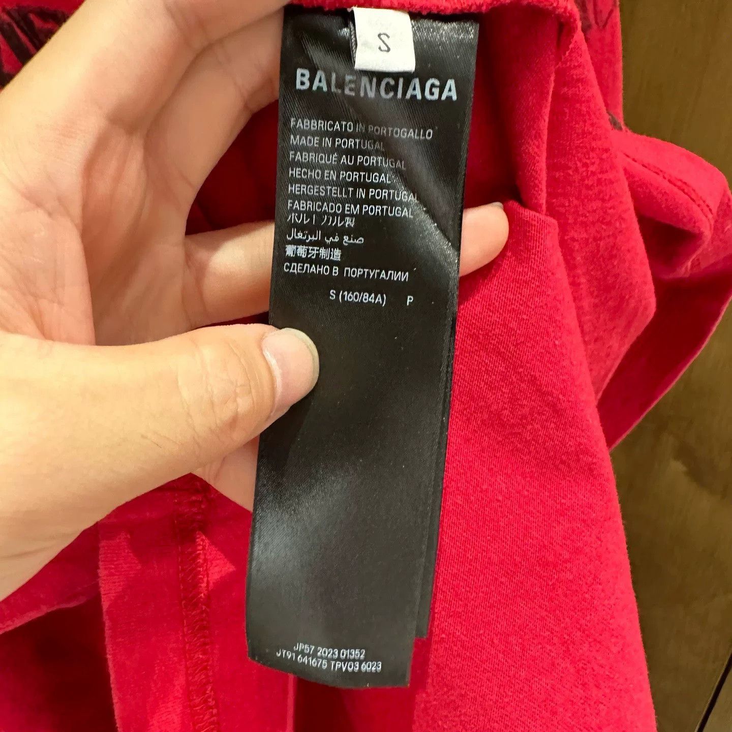 Balenciaga Balenciaga Limited Red T-Shirt S Women Size S / US 4 / IT 40 - 7 Thumbnail