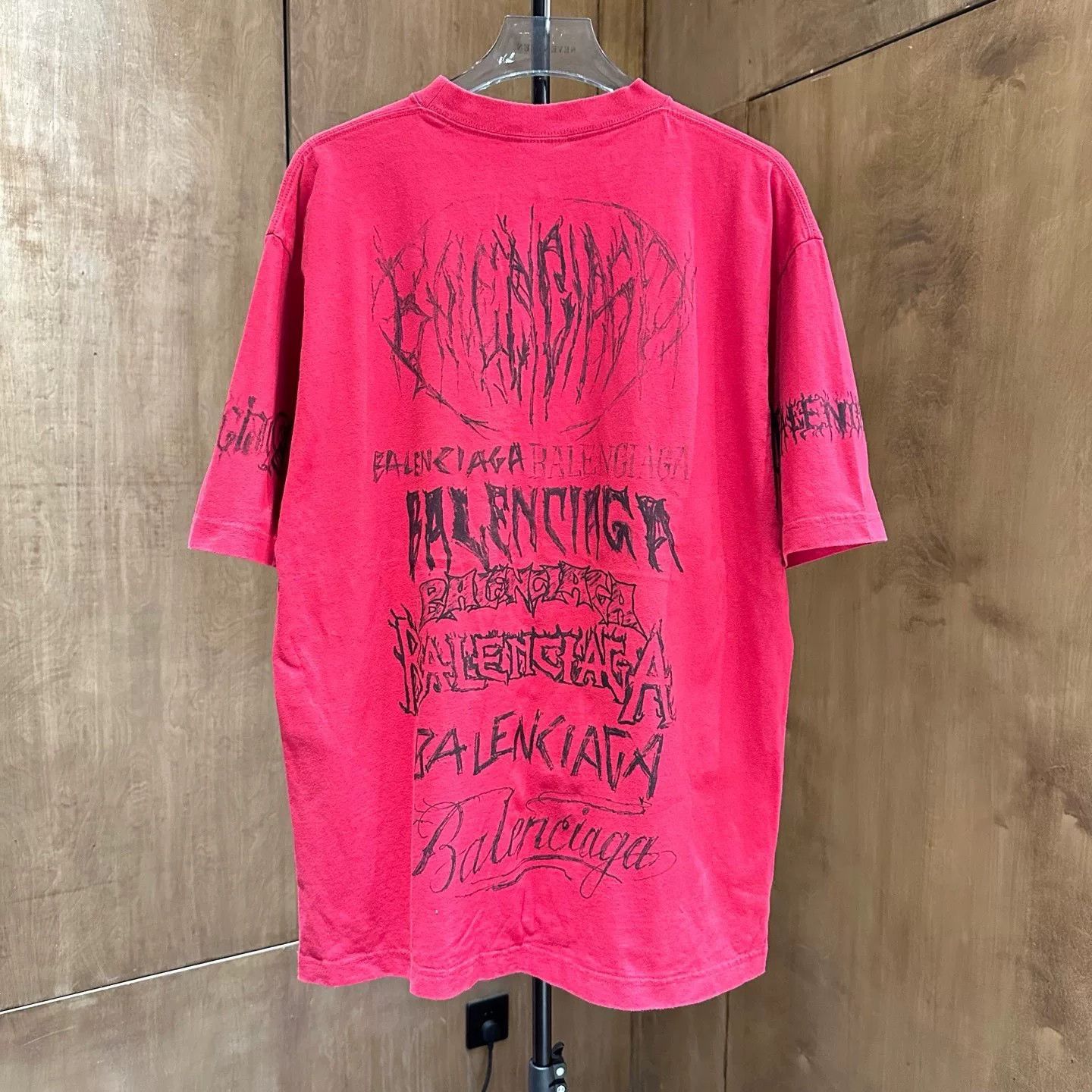 Balenciaga Balenciaga Limited Red T-Shirt S Women Size S / US 4 / IT 40 - 2 Thumbnail