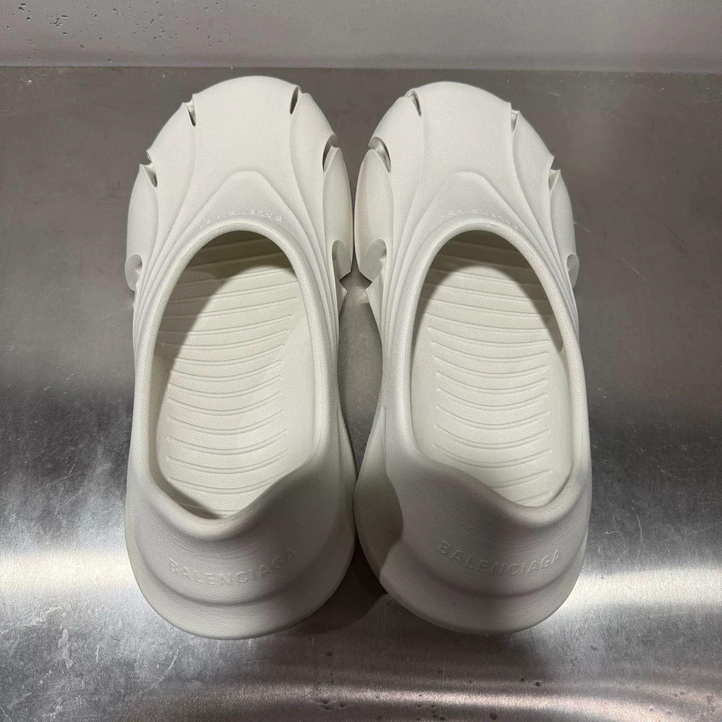 Balenciaga Balenciaga White Sandals 39 Men Size US 6.5 / EU 39-40 - 7 Thumbnail