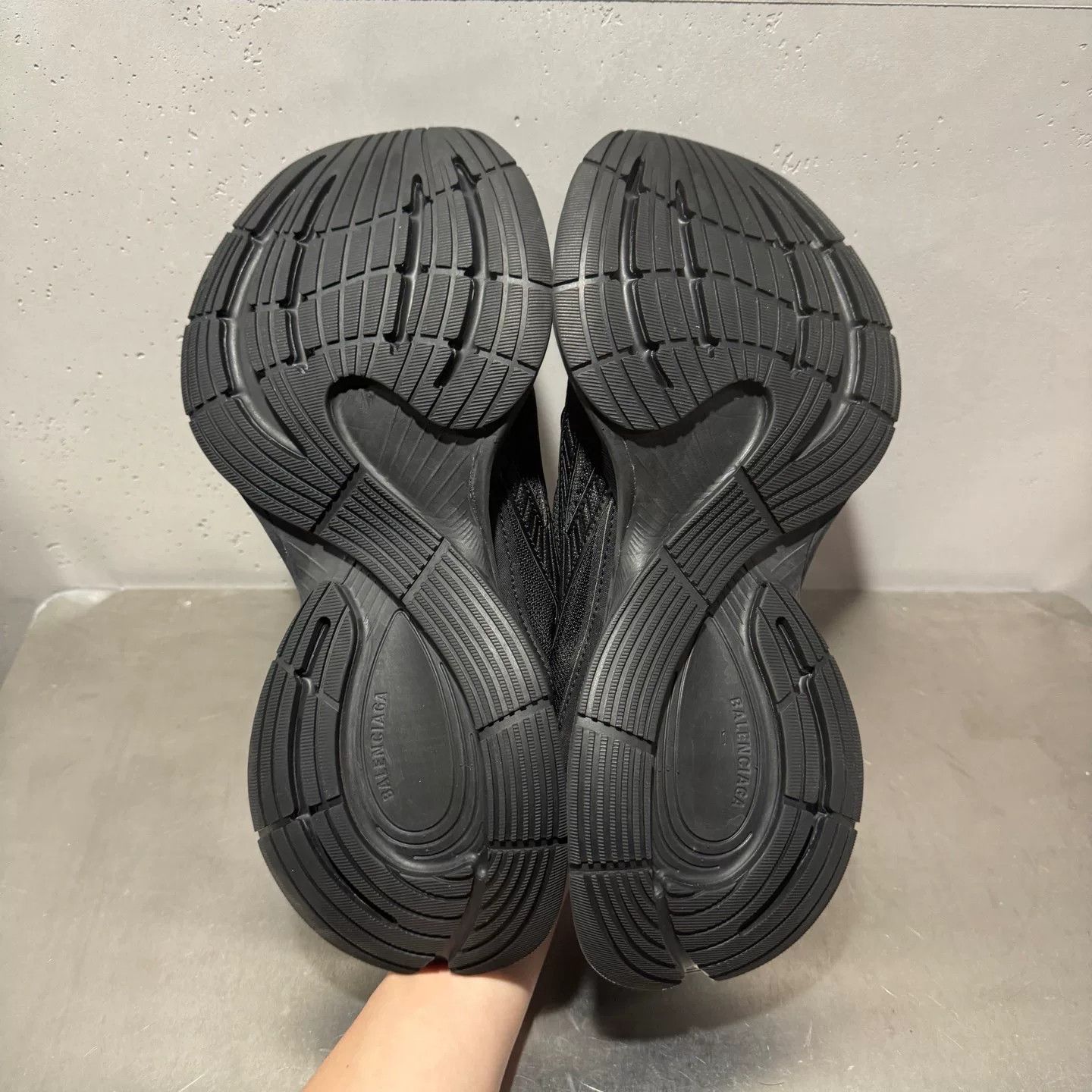 Balenciaga Balenciaga Black Lowtop Sneakers 44 Men Size US 10.5 / EU 43-44 - 6 Thumbnail