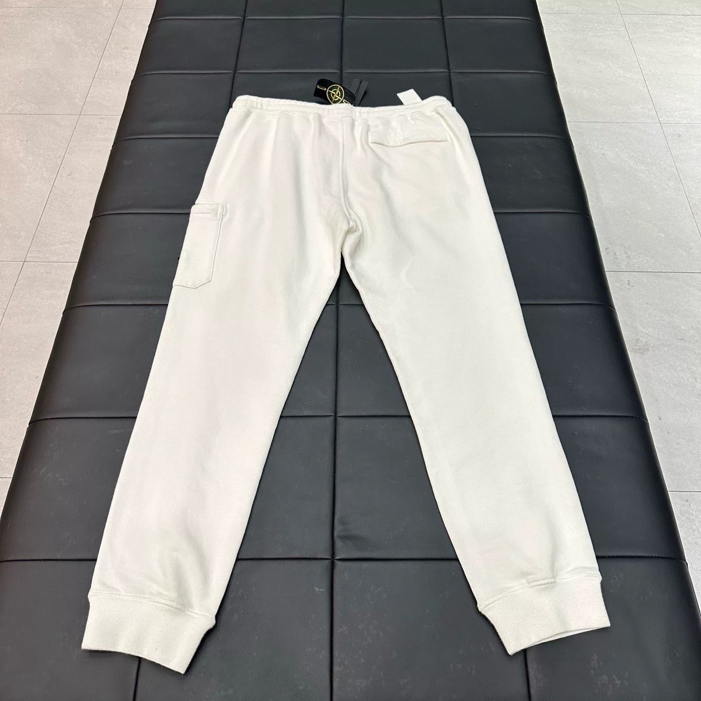 Stone Island Stone Island Casual White Sweatpants XXL Men Size US 38 / EU 54 - 2 Thumbnail