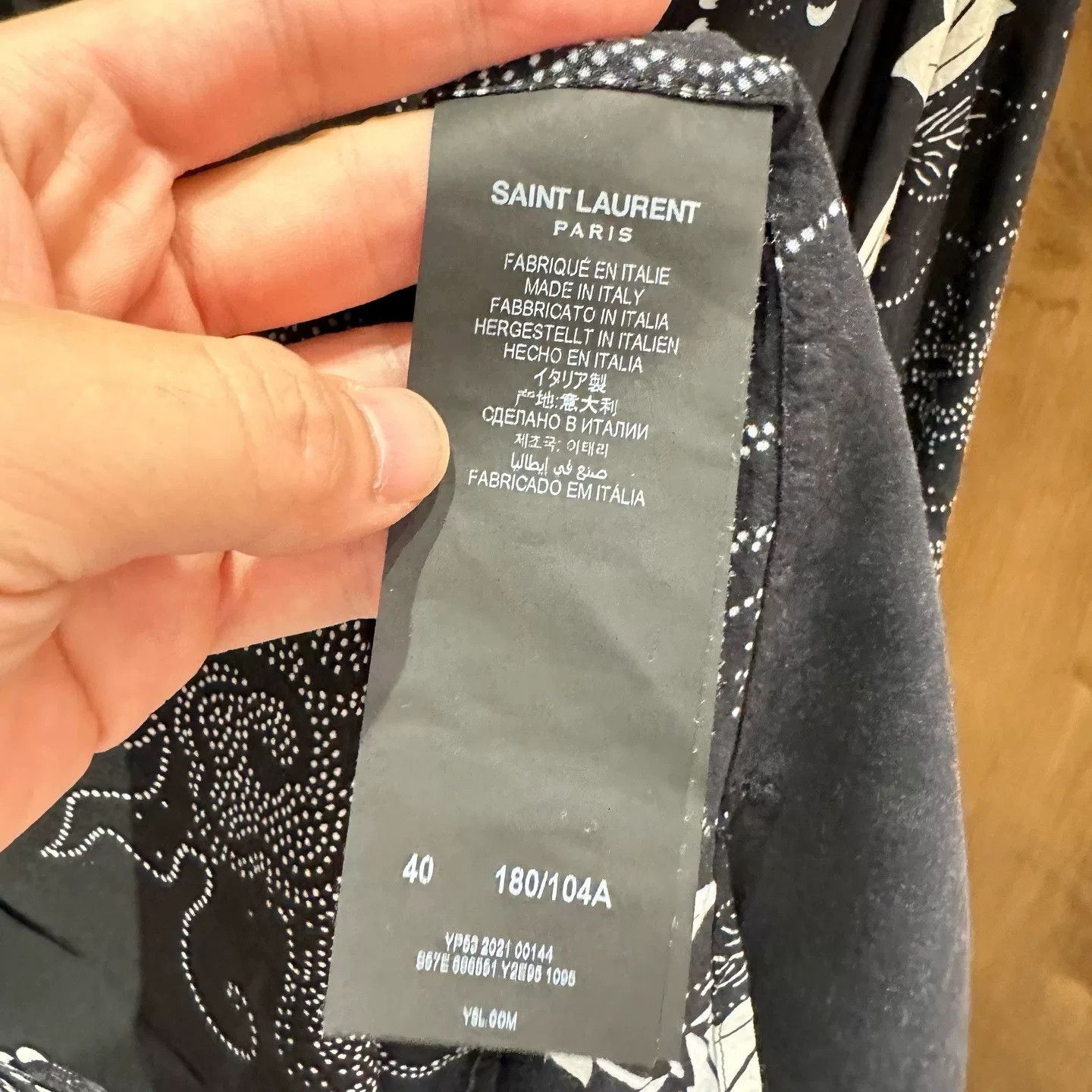 Saint Laurent Paris Saint Laurent Paris Black Shirt 40 Men Size US M / EU 48-50 / 2 - 5 Thumbnail