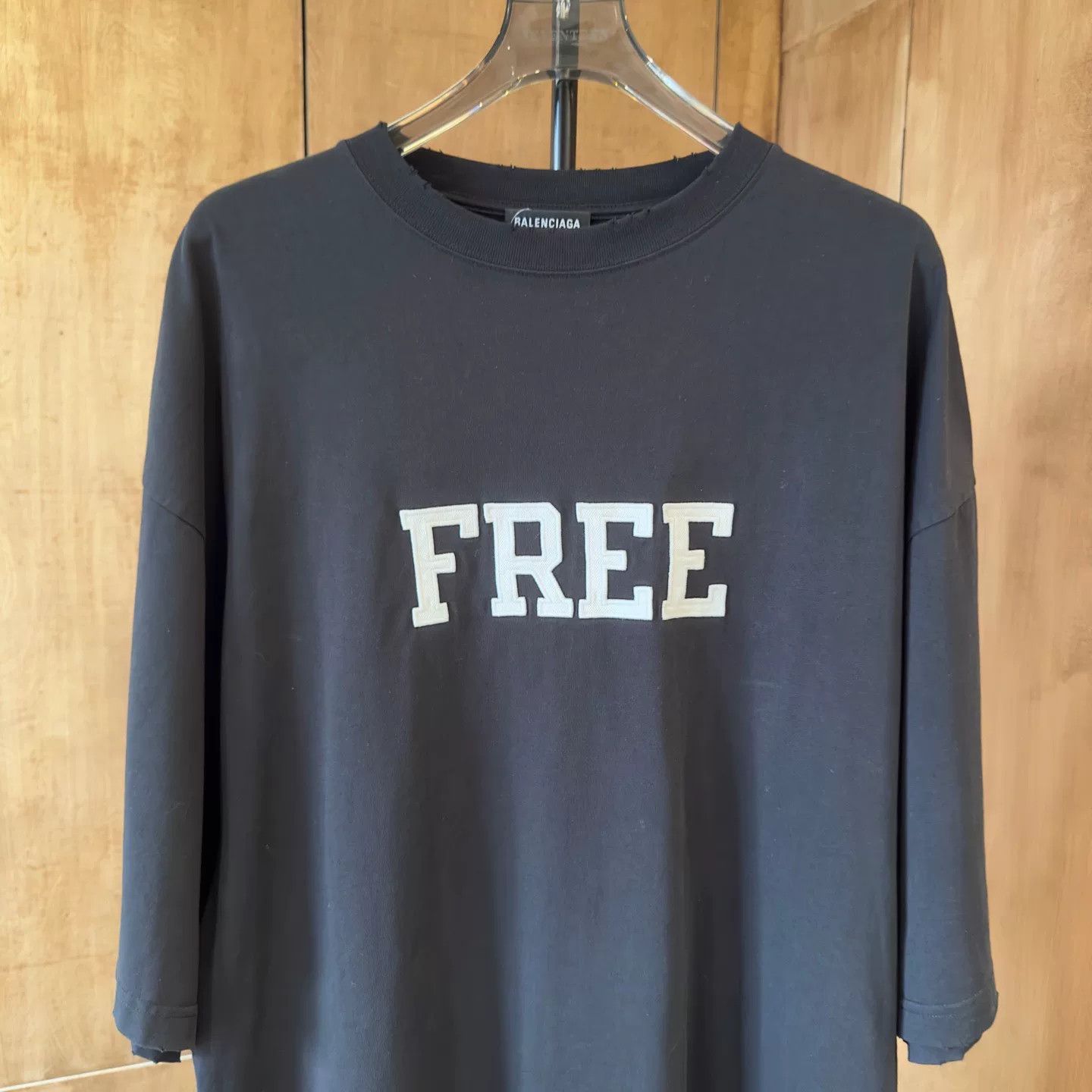 Balenciaga Balenciaga Printed Black T-Shirt M Men Size US M / EU 48-50 / 2 - 2 Thumbnail
