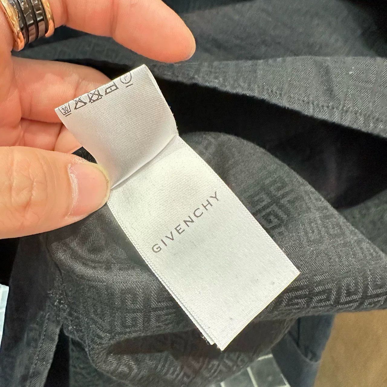 Givenchy Givenchy Black Shirt 37 Men Size US S / EU 44-46 / 1 - 6 Thumbnail
