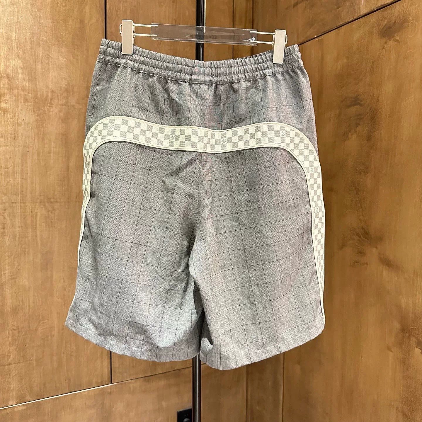 Louis Vuitton Louis Vuitton Plaid Gray Pants M Women Size 28" / US 6 / IT 42 - 2 Thumbnail