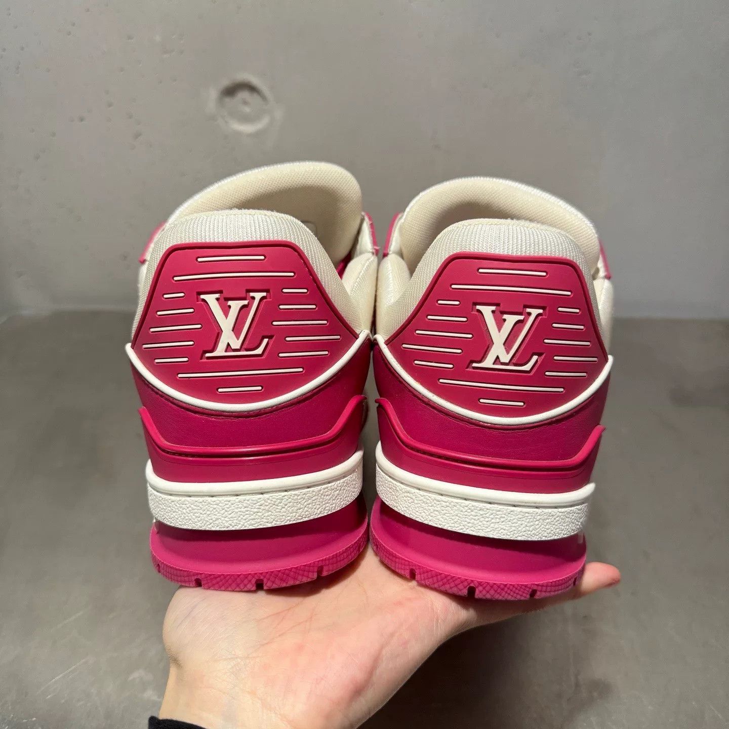Louis Vuitton Louis Vuitton Training Red Lowtop Sneakers 42 Men Size US 9 / EU 42 - 5 Thumbnail