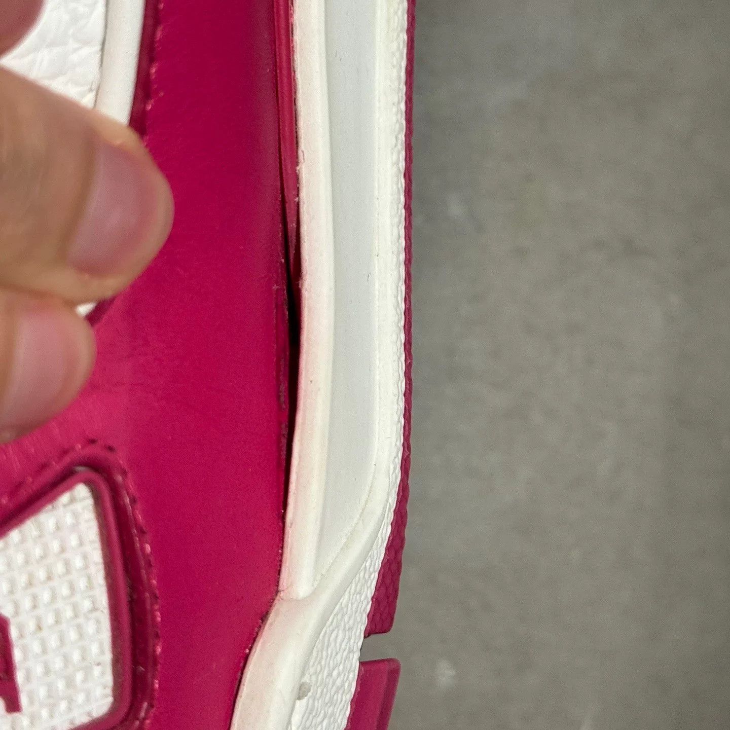 Louis Vuitton Louis Vuitton Training Red Lowtop Sneakers 42 Men Size US 9 / EU 42 - 9 Thumbnail