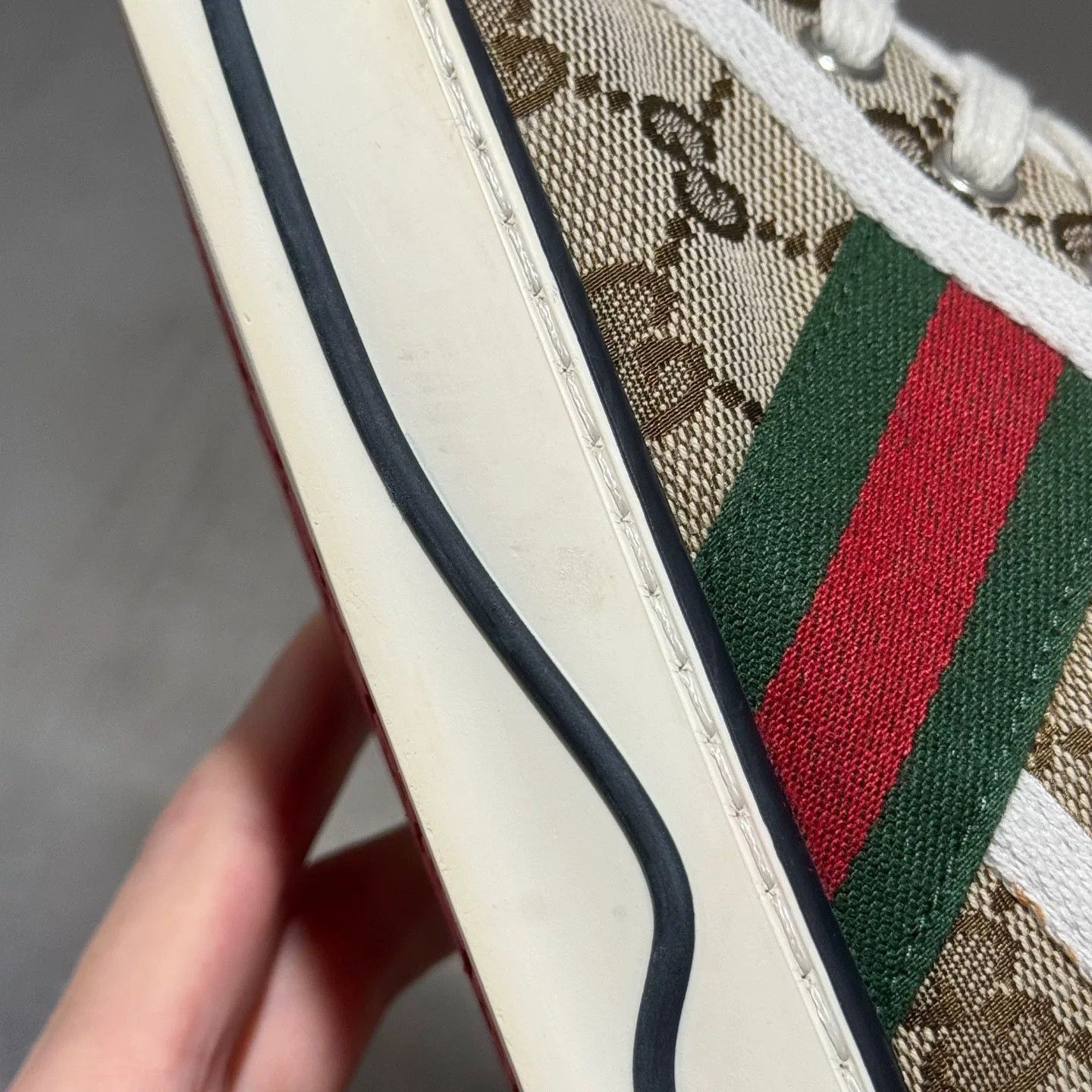Gucci Gucci Retro Green Lowtop Sneakers 42 Men Size US 9 / EU 42 - 9 Thumbnail