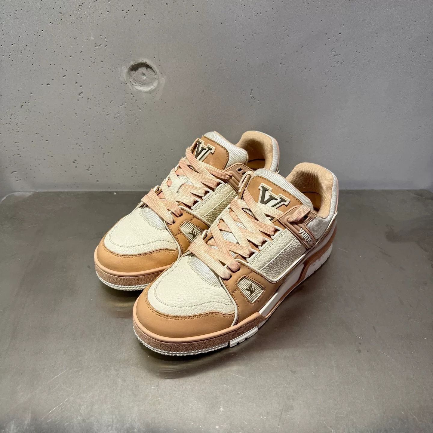 Louis Vuitton Louis Vuitton Training Pink Lowtop Sneakers 37 Women Size US 6.5 / IT 36.5 - 2 Thumbnail