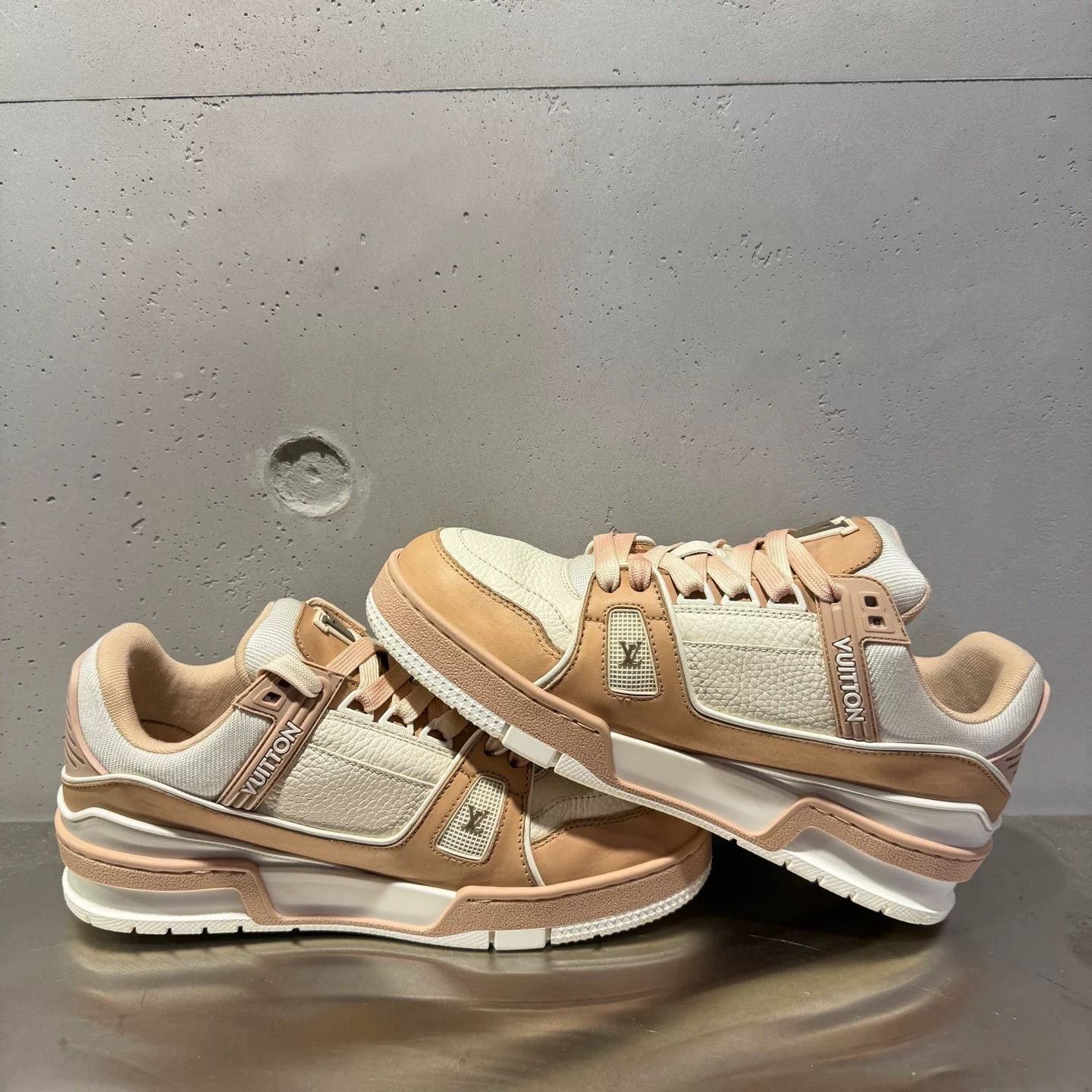 Louis Vuitton Louis Vuitton Training Pink Lowtop Sneakers 37 Women Size US 6.5 / IT 36.5 - 3 Thumbnail