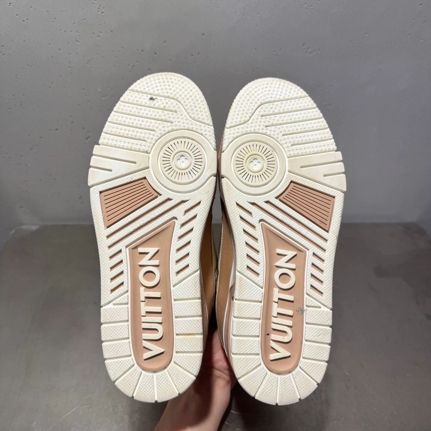 Louis Vuitton Louis Vuitton Training Pink Lowtop Sneakers 37 Women Size US 6.5 / IT 36.5 - 6 Thumbnail