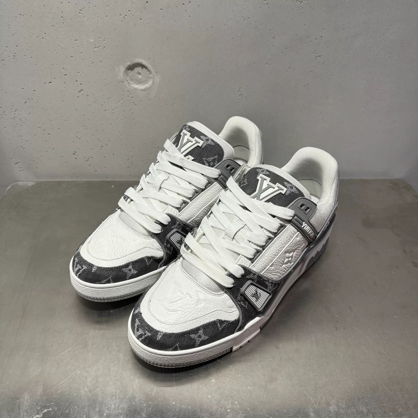 Louis Vuitton Louis Vuitton Training Denim Multi Lowtop Sneakers 41 Men Size US 8.5 / EU 41-42 - 2 Thumbnail