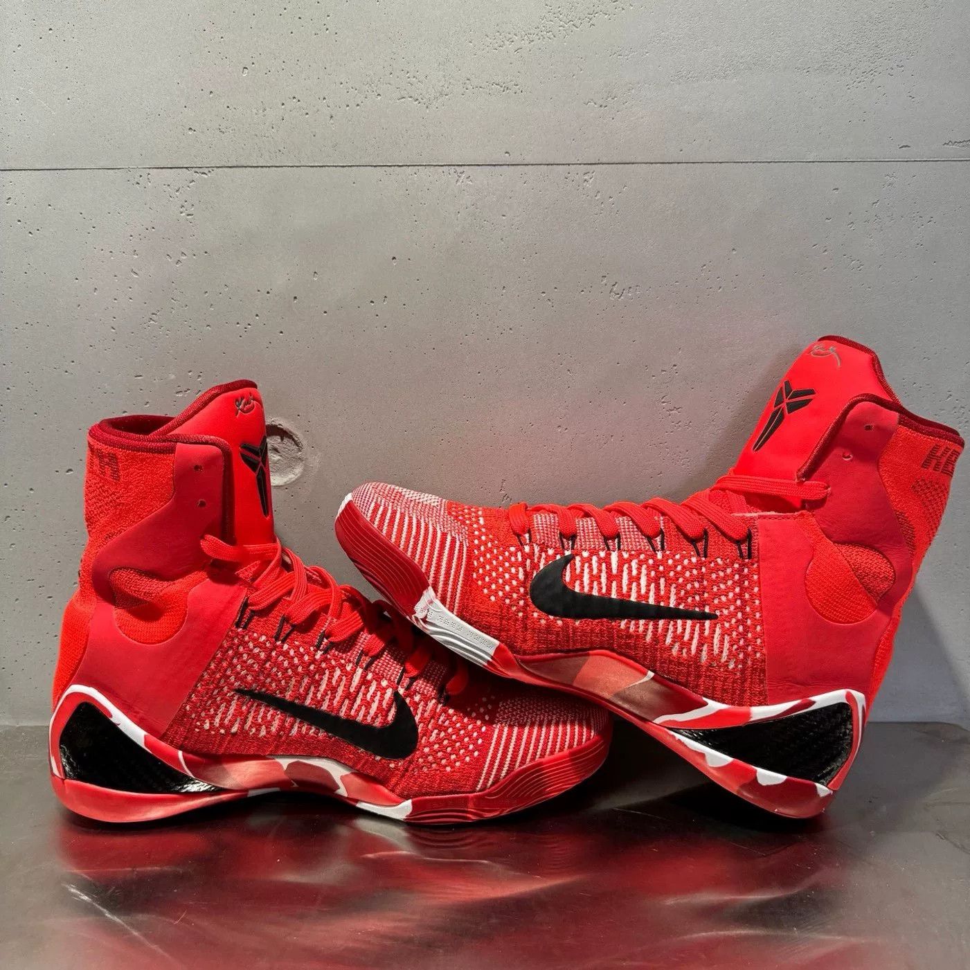 Nike Nike Red Lowtop Sneakers 42 Men Size US 9 / EU 42 - 3 Thumbnail