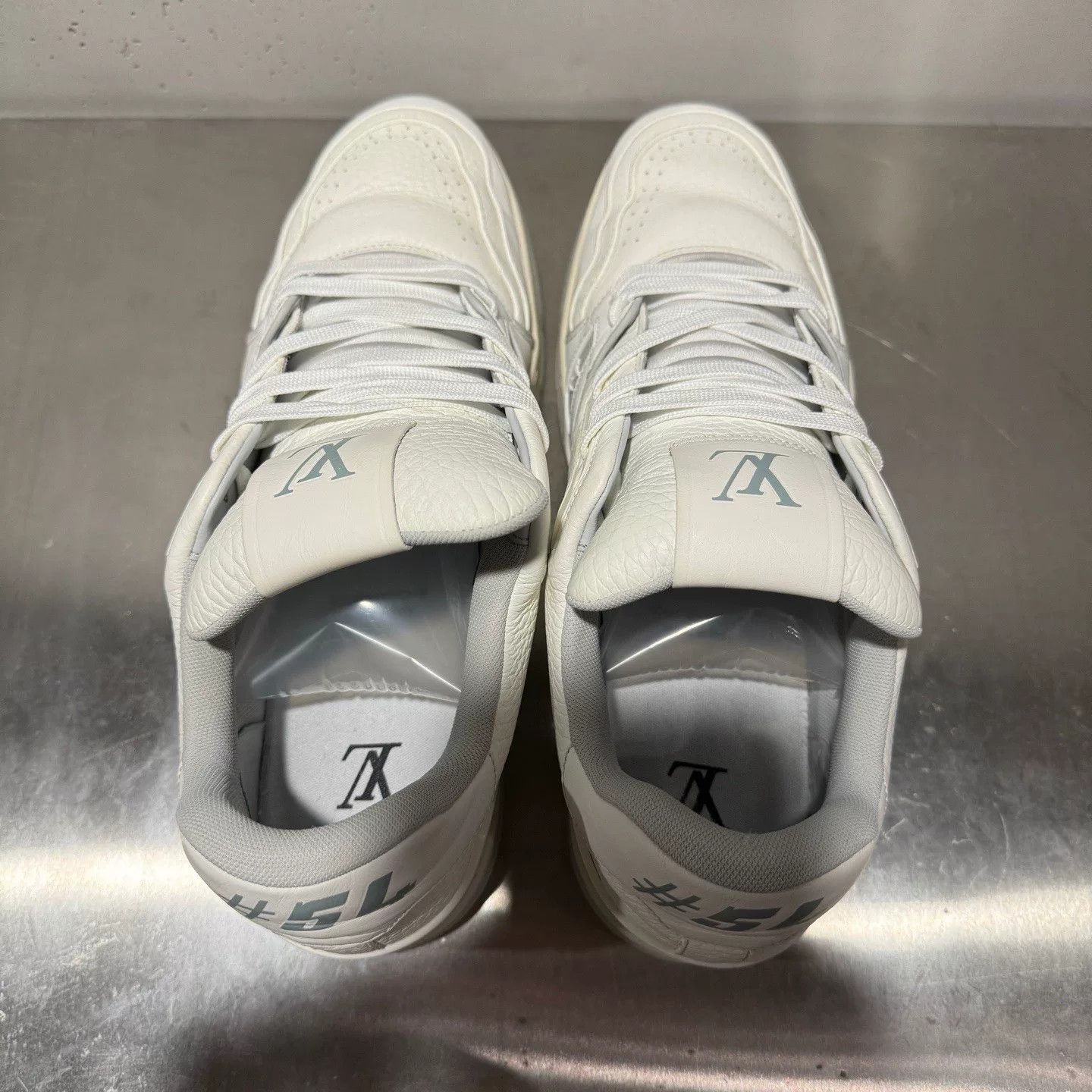 Louis Vuitton Louis Vuitton Training White Lowtop Sneakers 43 Men Size US 10 / EU 43 - 7 Thumbnail