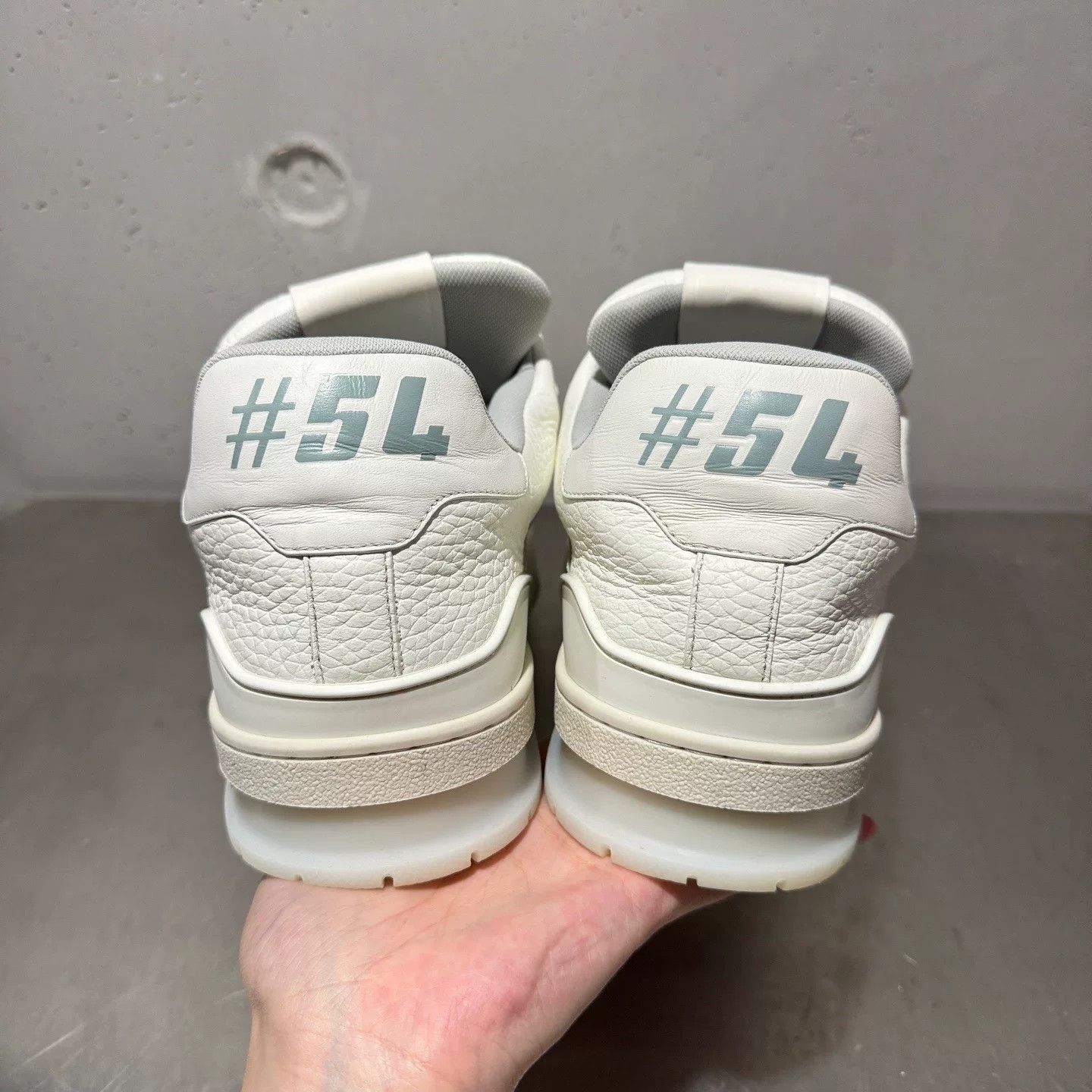 Louis Vuitton Louis Vuitton Training White Lowtop Sneakers 43 Men Size US 10 / EU 43 - 5 Thumbnail