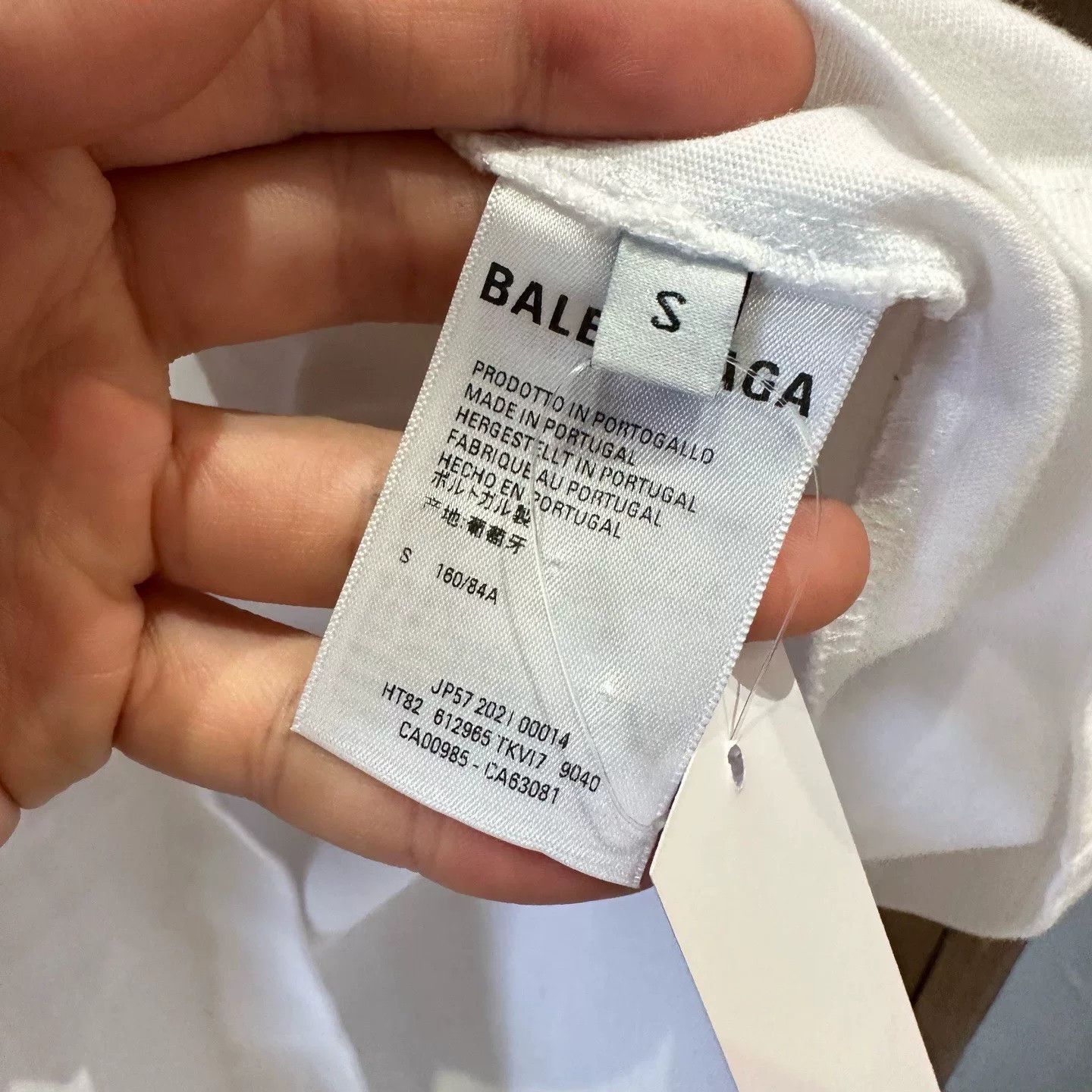 Balenciaga Balenciaga Retro White T-Shirt S Men Size US S / EU 44-46 / 1 - 4 Thumbnail