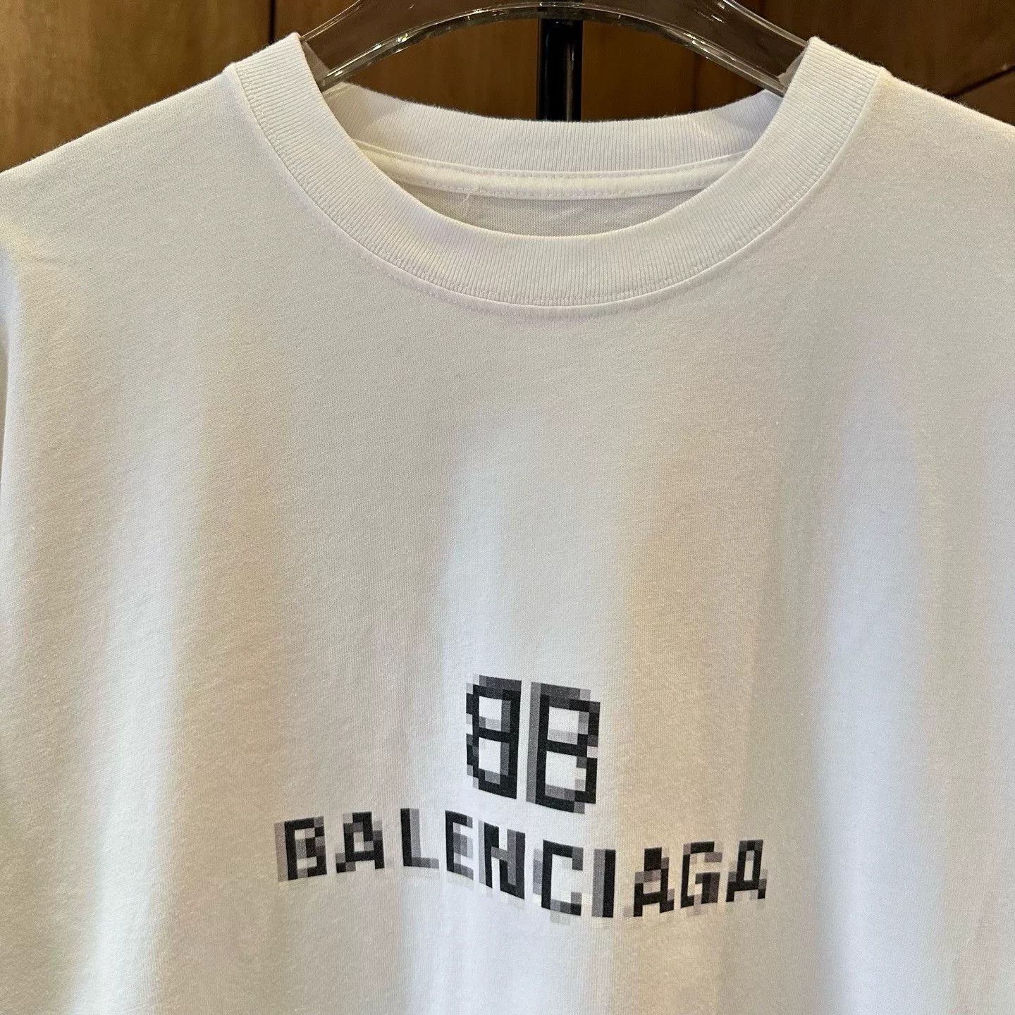 Balenciaga Balenciaga Retro White T-Shirt S Men Size US S / EU 44-46 / 1 - 3 Thumbnail