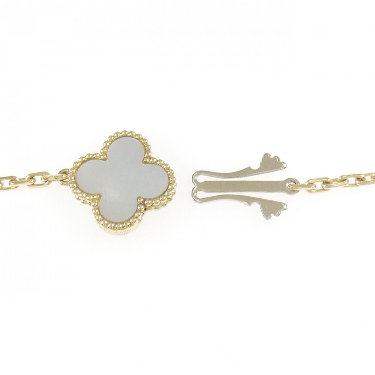 Van Cleef & Arpels Van Cleef & Arpels Van Cleef & Arpels Magic Alhambra 750 Yellow Gold Necklace Precious Metal Necklace VCARD79500 DUTY FREE for USA Size ONE SIZE - 4 Thumbnail