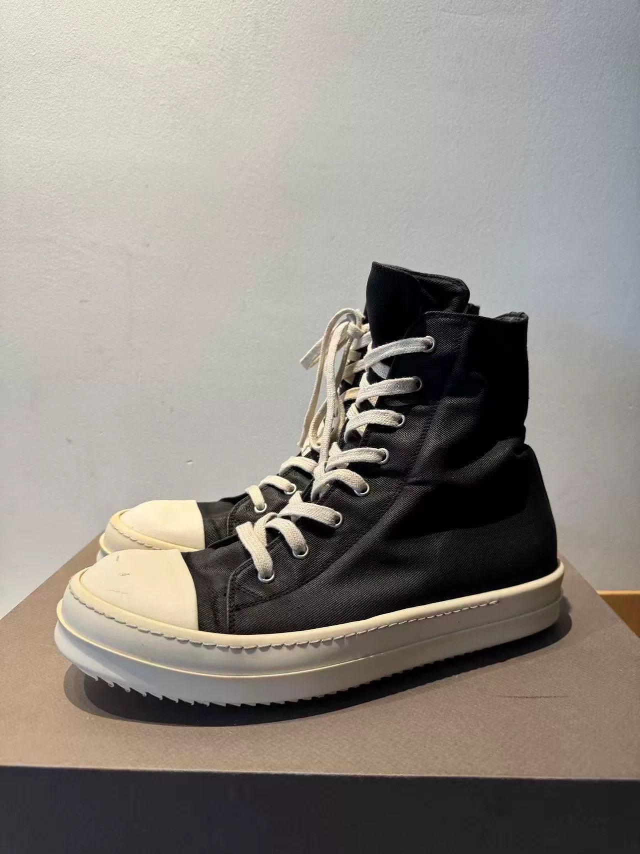 Rick Owens Rick Owens Hitop Sneakers 42 Men Size US 9 / EU 42 - 2 Thumbnail