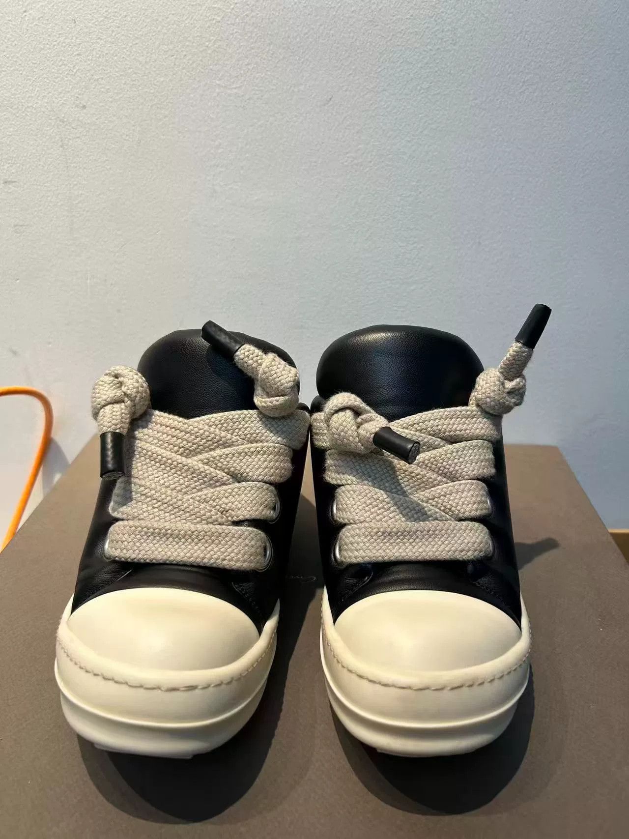 Rick Owens Rick Owens Black Lowtop Sneakers 37 Women Size US 6.5 / IT 36.5 - 3 Thumbnail