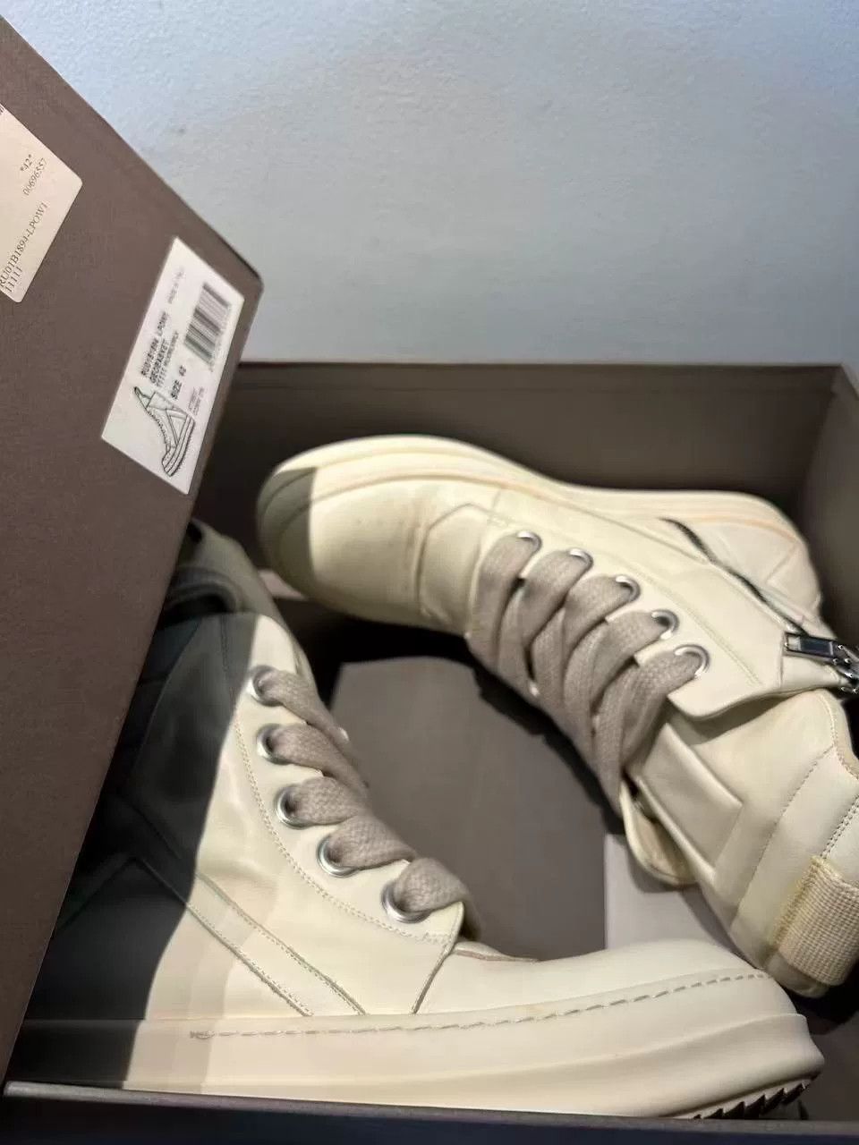 Rick Owens Rick Owens White Hitop Sneakers 42 Men Size US 9 / EU 42 - 8 Thumbnail