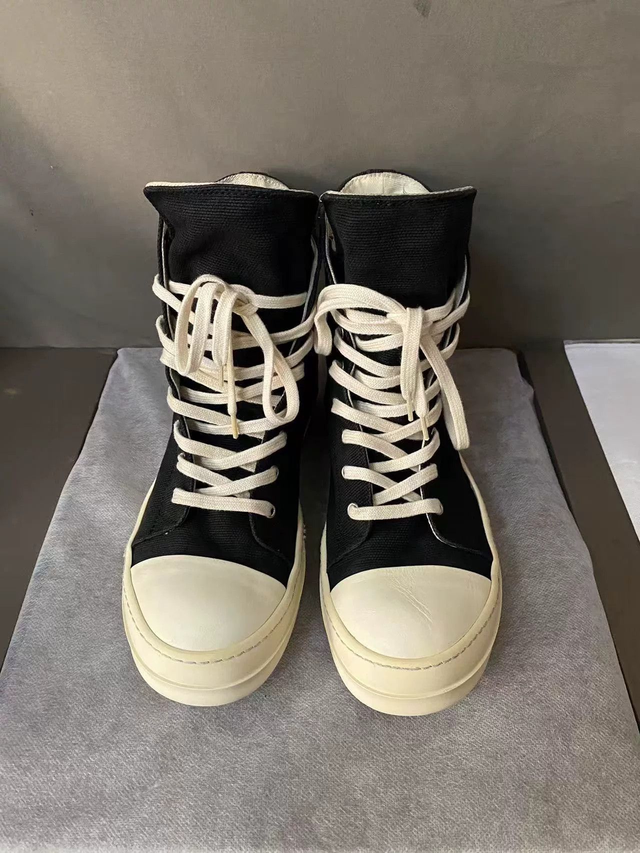 Rick Owens Rick Owens Hitop Sneakers 41 Men Size US 8.5 / EU 41-42 - 2 Thumbnail