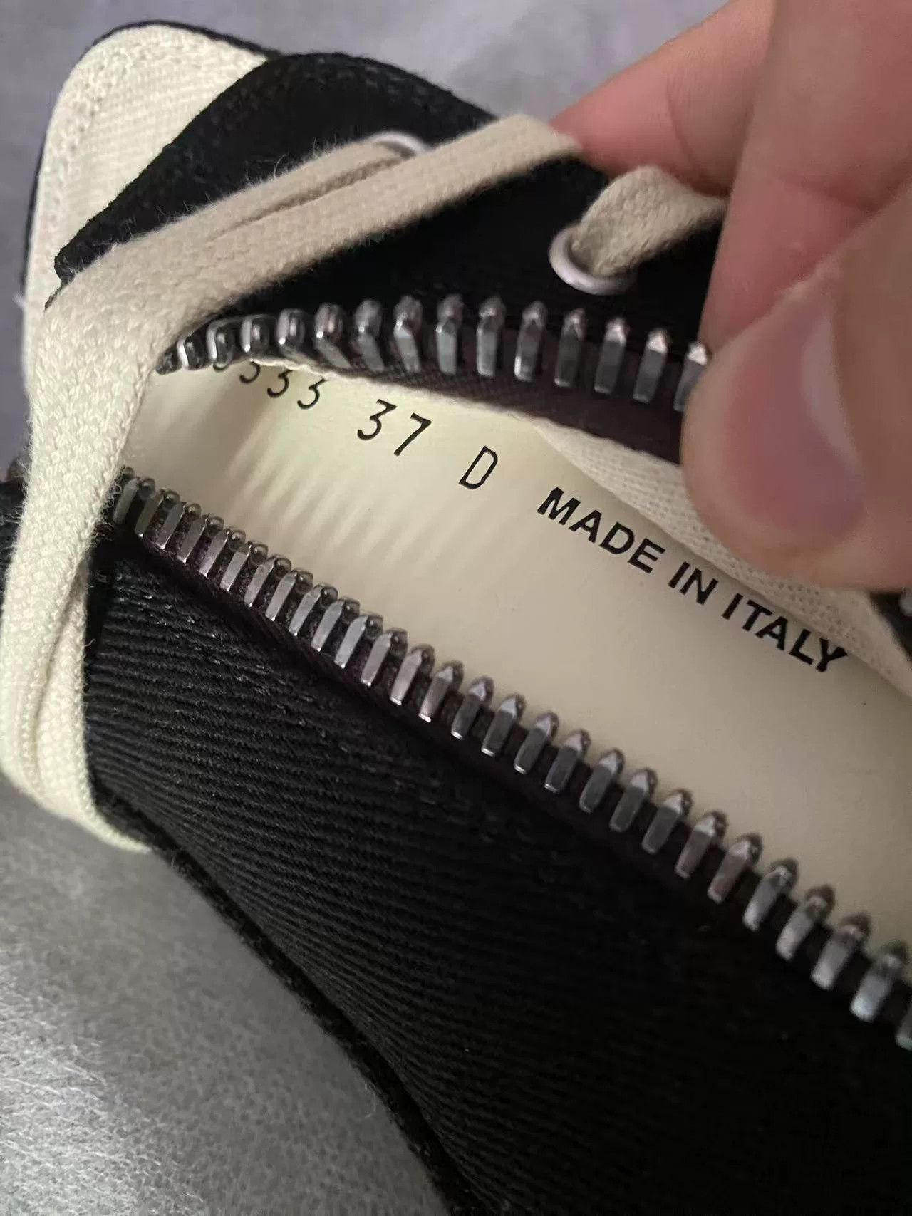 Rick Owens Rick Owens Hitop Sneakers 37 Women Size US 6.5 / IT 36.5 - 6 Thumbnail