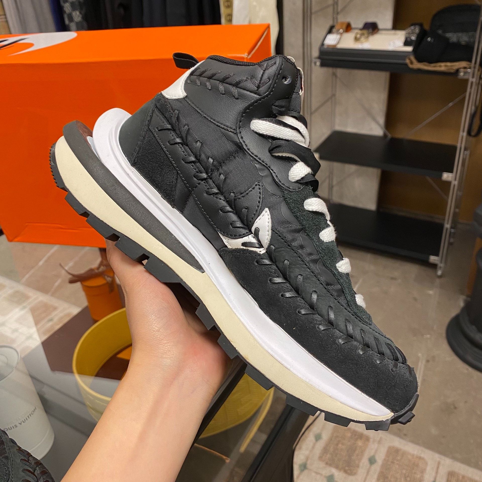 Sacai Sacai Collab Lowtop Sneakers us_7-5 Women Size US 7.5 / IT 37.5 - 5 Thumbnail