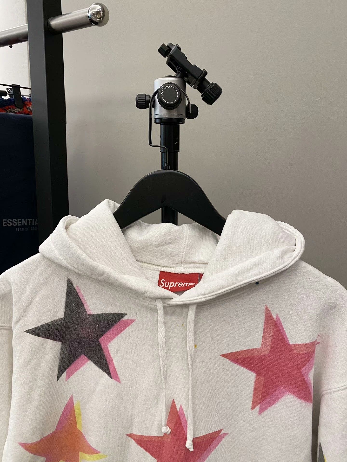 Supreme Supreme White Hoodie l Men Size US L / EU 52-54 / 3 - 3 Thumbnail