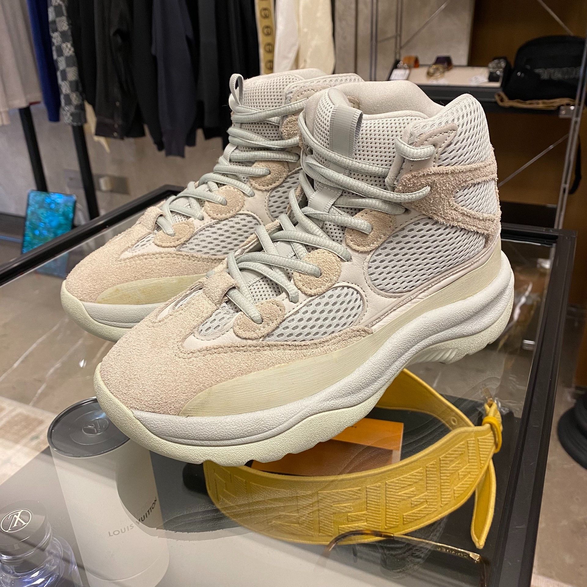 Adidas Adidas YEEZY Hitop Sneakers 6.5 Men Size US 6.5 / EU 39-40 - 3 Thumbnail