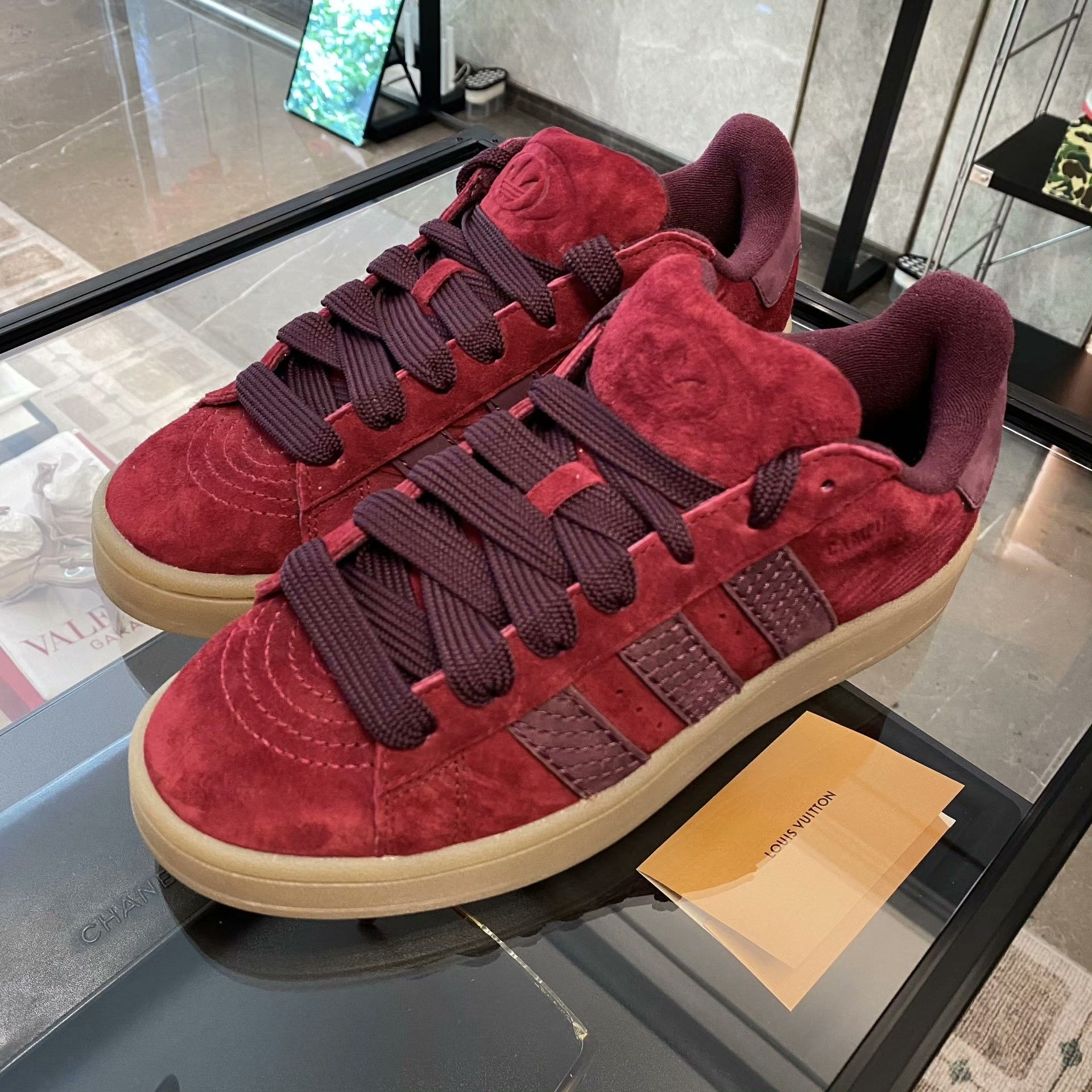 Adidas Adidas Red Lowtop Sneakers 9 Men Size US 9 / EU 42 - 2 Thumbnail