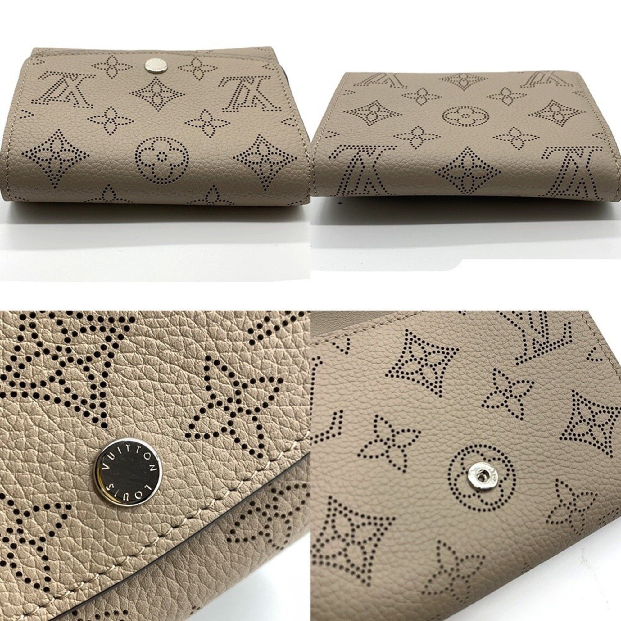 Louis Vuitton Louis Vuitton Bi-fold Wallet Portefeuille Iris Compact Mahina M62542 Beige Women's LOUIS VUITTON Size ONE SIZE - 4 Thumbnail