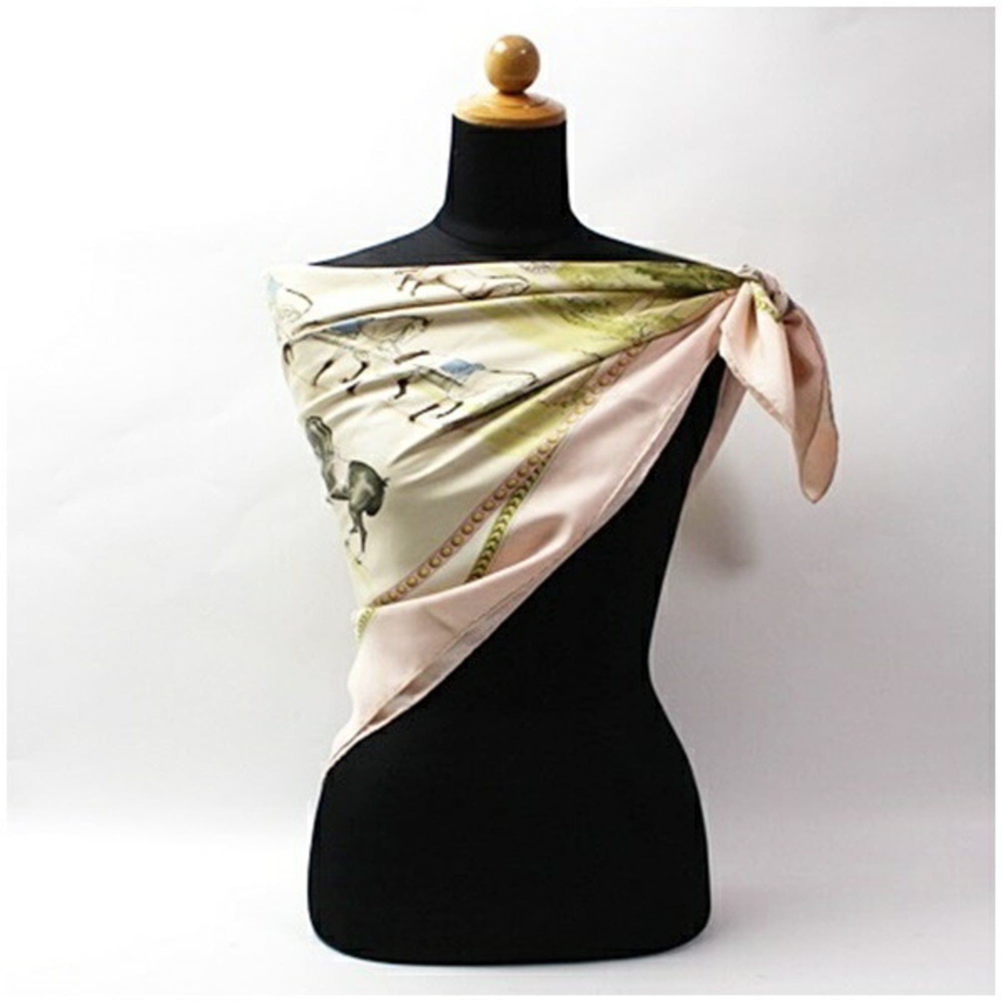 Hermes Hermes scarf/muffler, Carre 90, PRESENTATION DE CHEVAVX (Horse Presentation), HERMES, women's. Size ONE SIZE - 3 Thumbnail