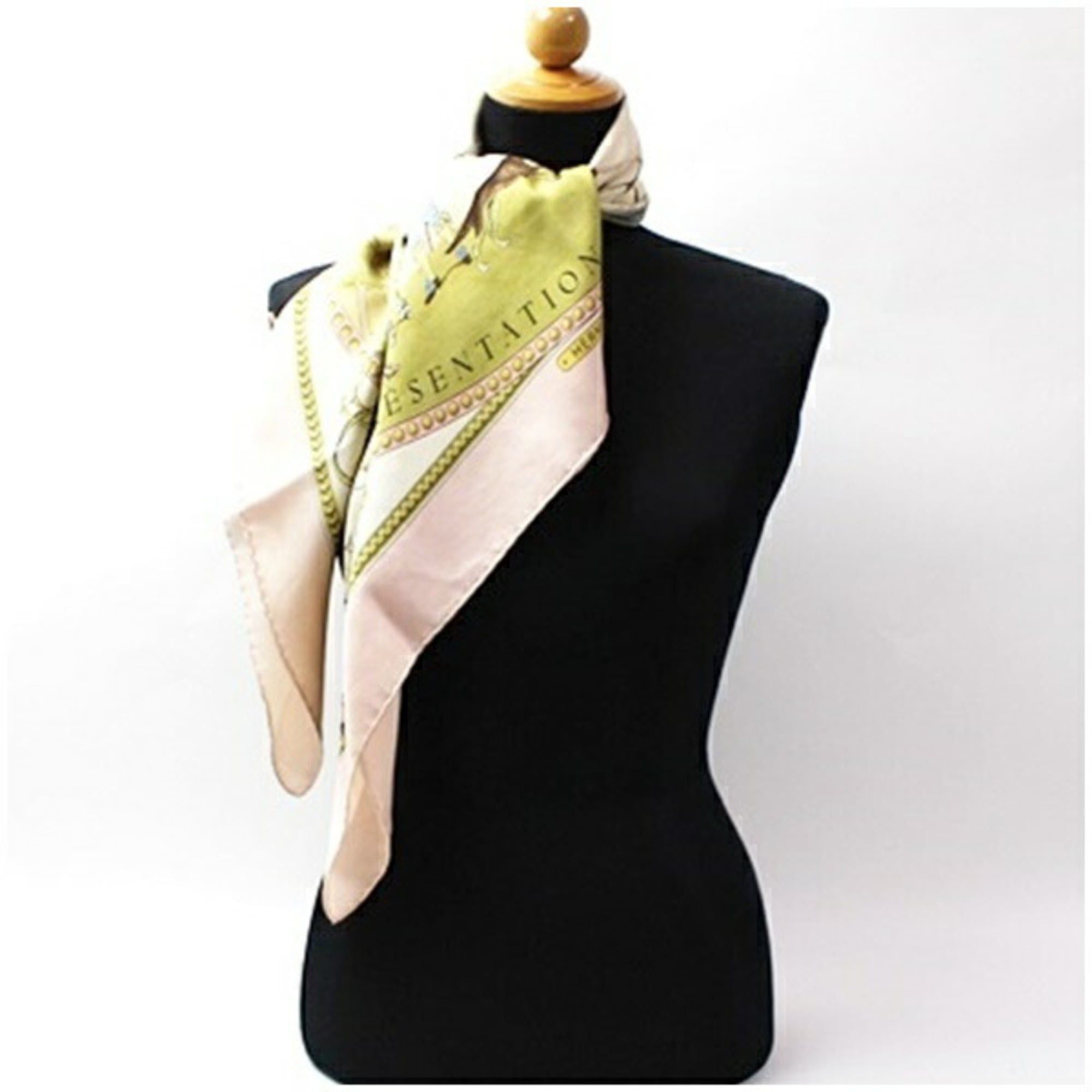 Hermes Hermes scarf/muffler, Carre 90, PRESENTATION DE CHEVAVX (Horse Presentation), HERMES, women's. Size ONE SIZE - 4 Thumbnail