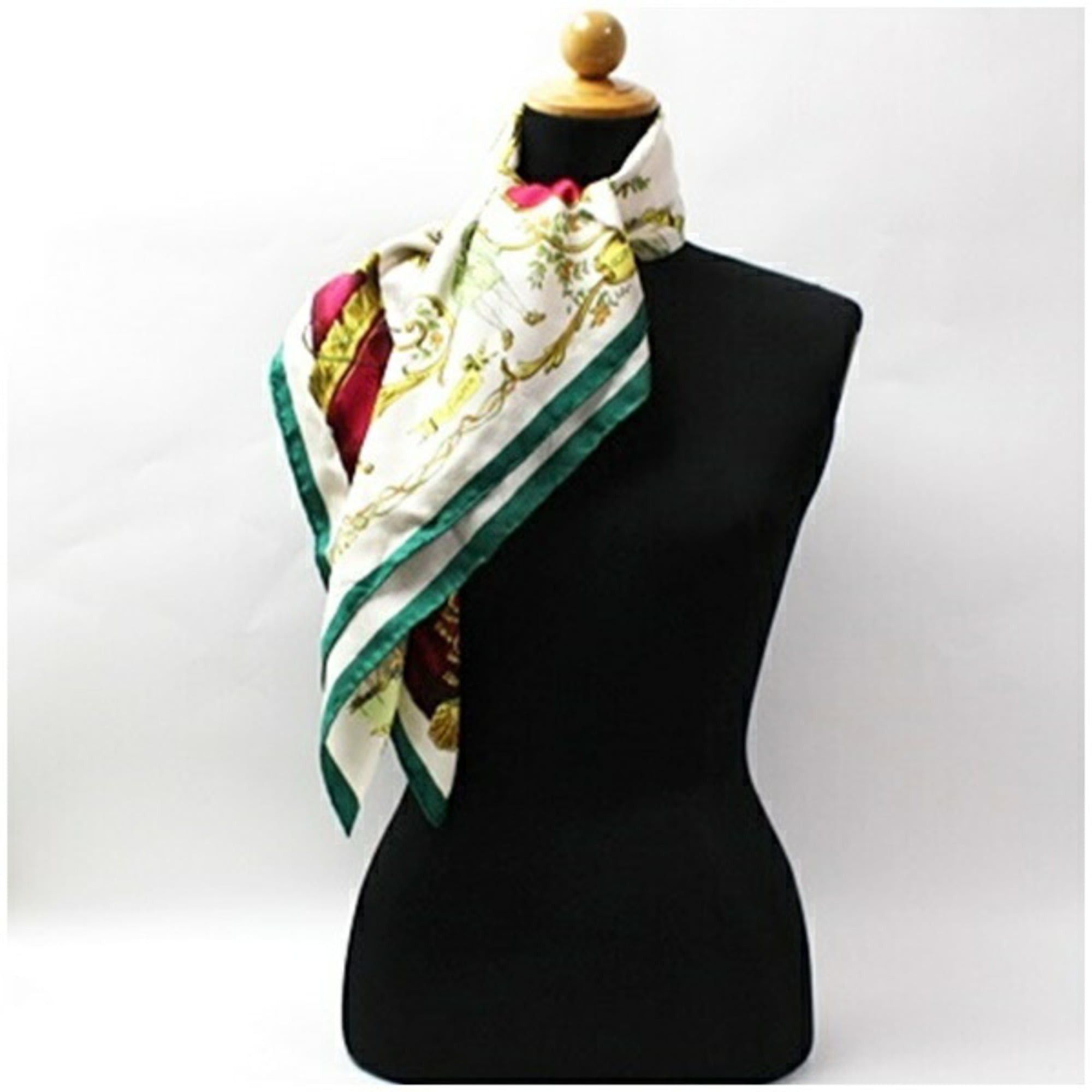 Hermes Hermes scarf/muffler, Carre 90, LA COMEDIE ITALIENNE (Italian Comedy), for women. Size ONE SIZE - 4 Thumbnail