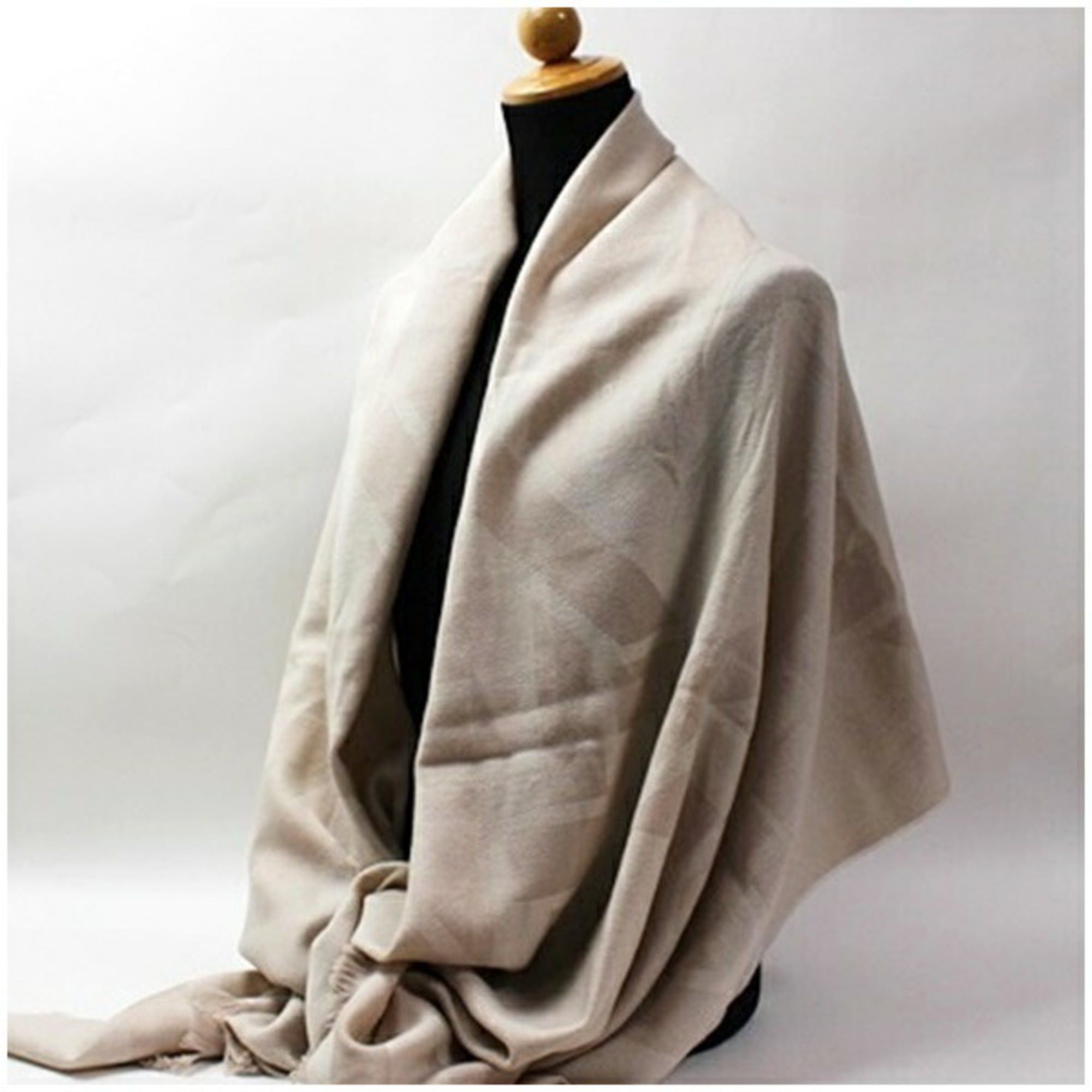 Dior Christian Dior Large Rectangular Stole/Scarf, Beige, Women's Size ONE SIZE - 3 Thumbnail