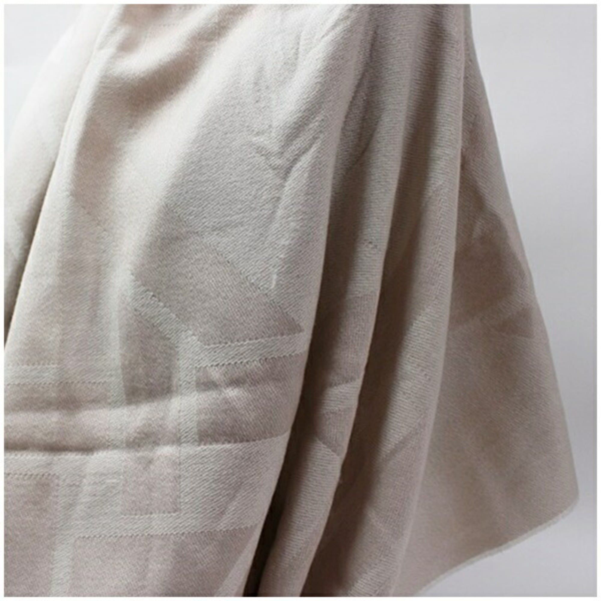 Dior Christian Dior Large Rectangular Stole/Scarf, Beige, Women's Size ONE SIZE - 4 Thumbnail