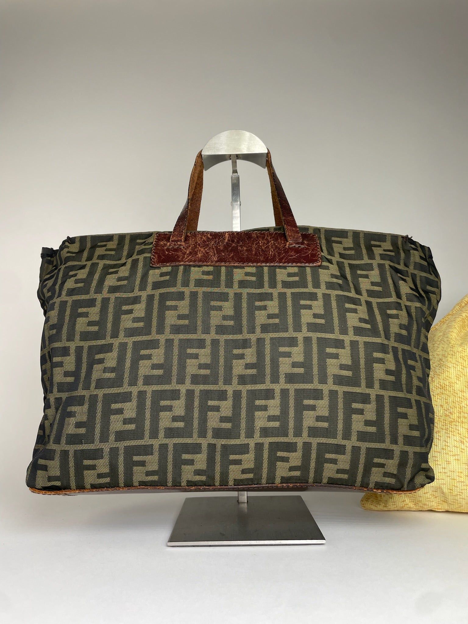 Fendi Vintage FF Monogram Canvas Leather Handbag Khaki Brown Size ONE SIZE - 9 Thumbnail