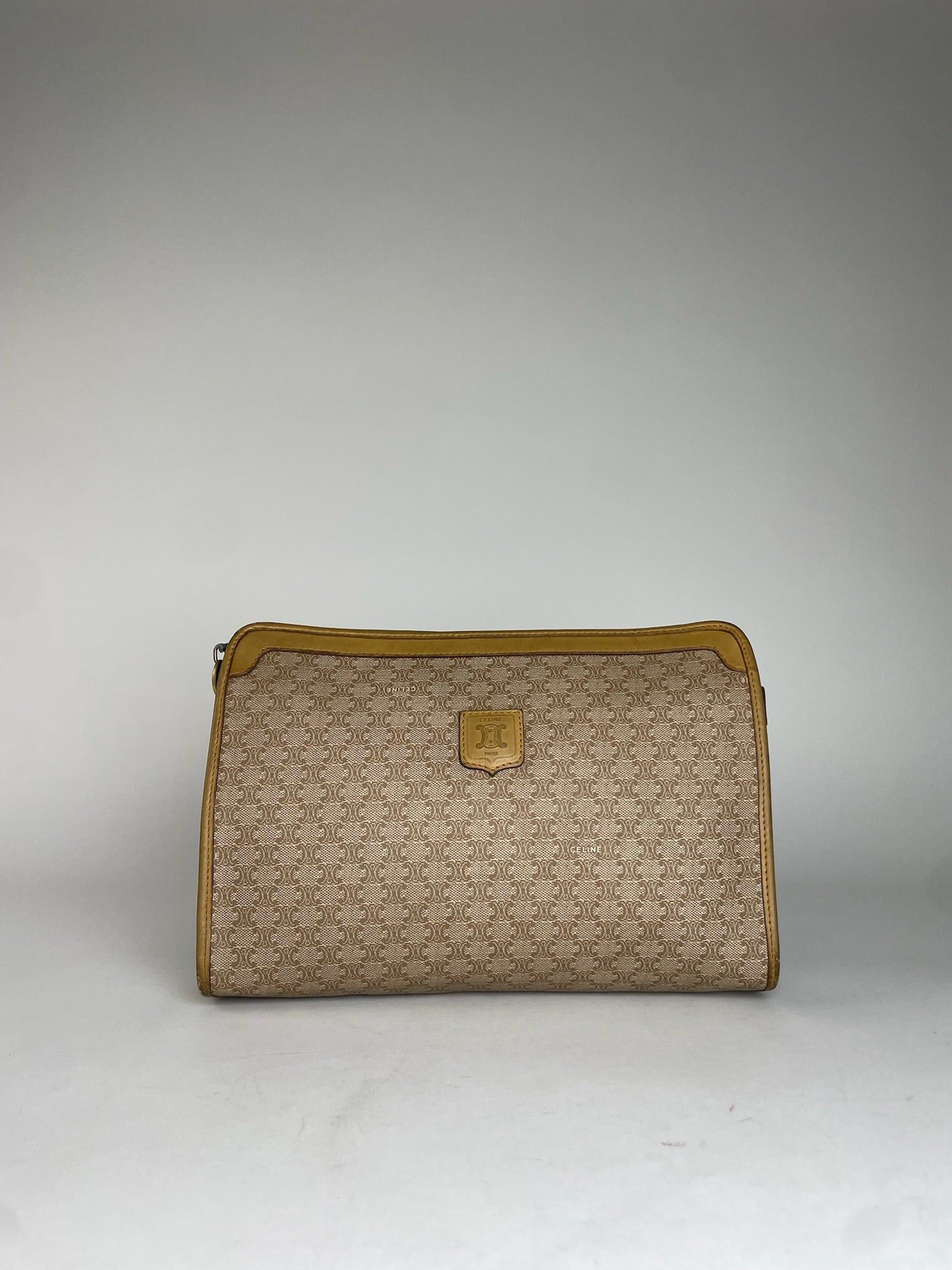 Celine Vintage Paris Triomphe Monogram Leather Clutch Beige Brown Size ONE SIZE - 7 Thumbnail