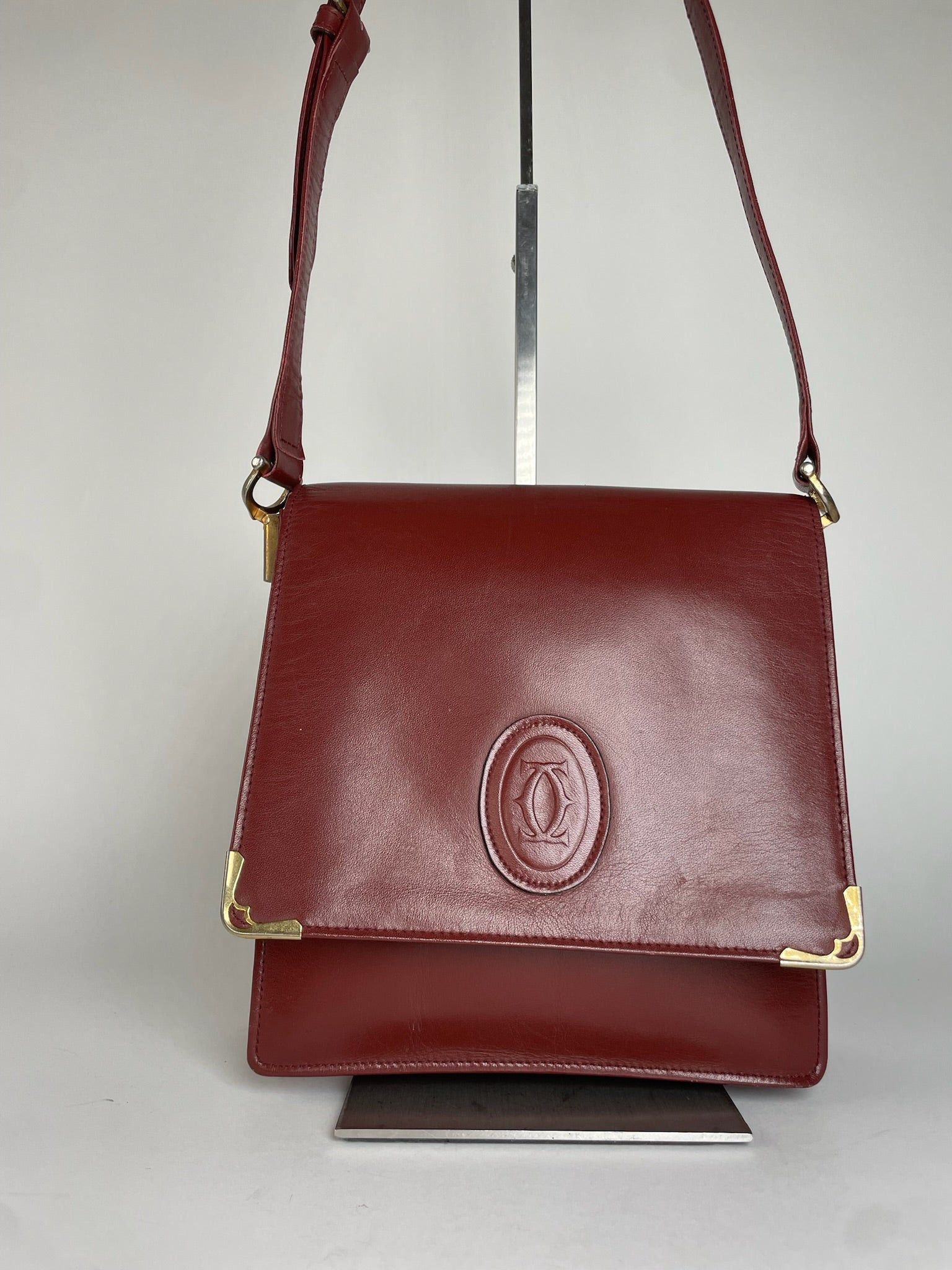 Cartier Vintage Leather Shoulder Bag Burgundy Size ONE SIZE - 10 Thumbnail