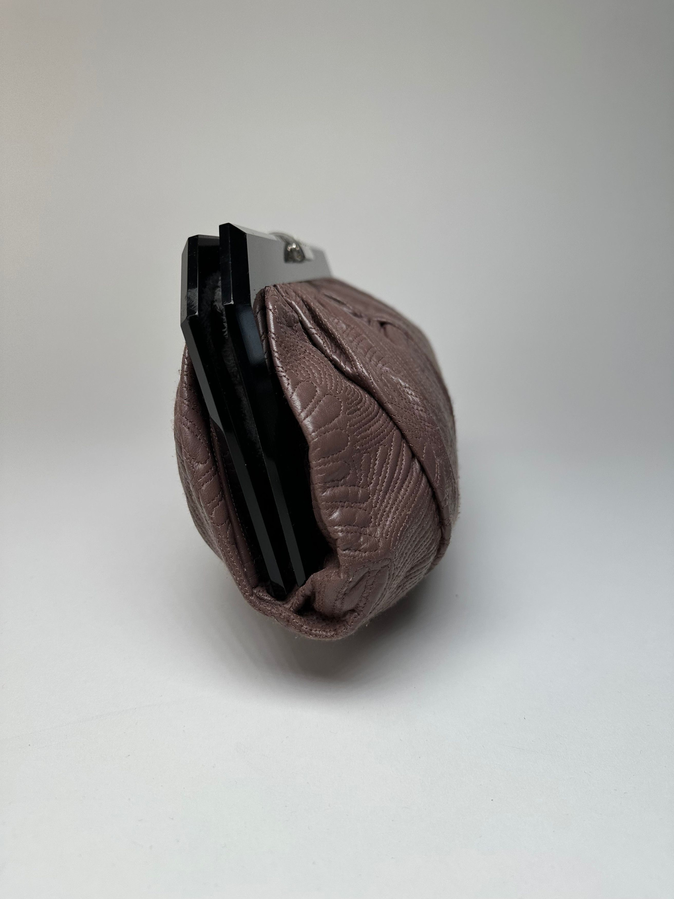 Marni Vintage Leather Clutch Purple Size ONE SIZE - 9 Thumbnail