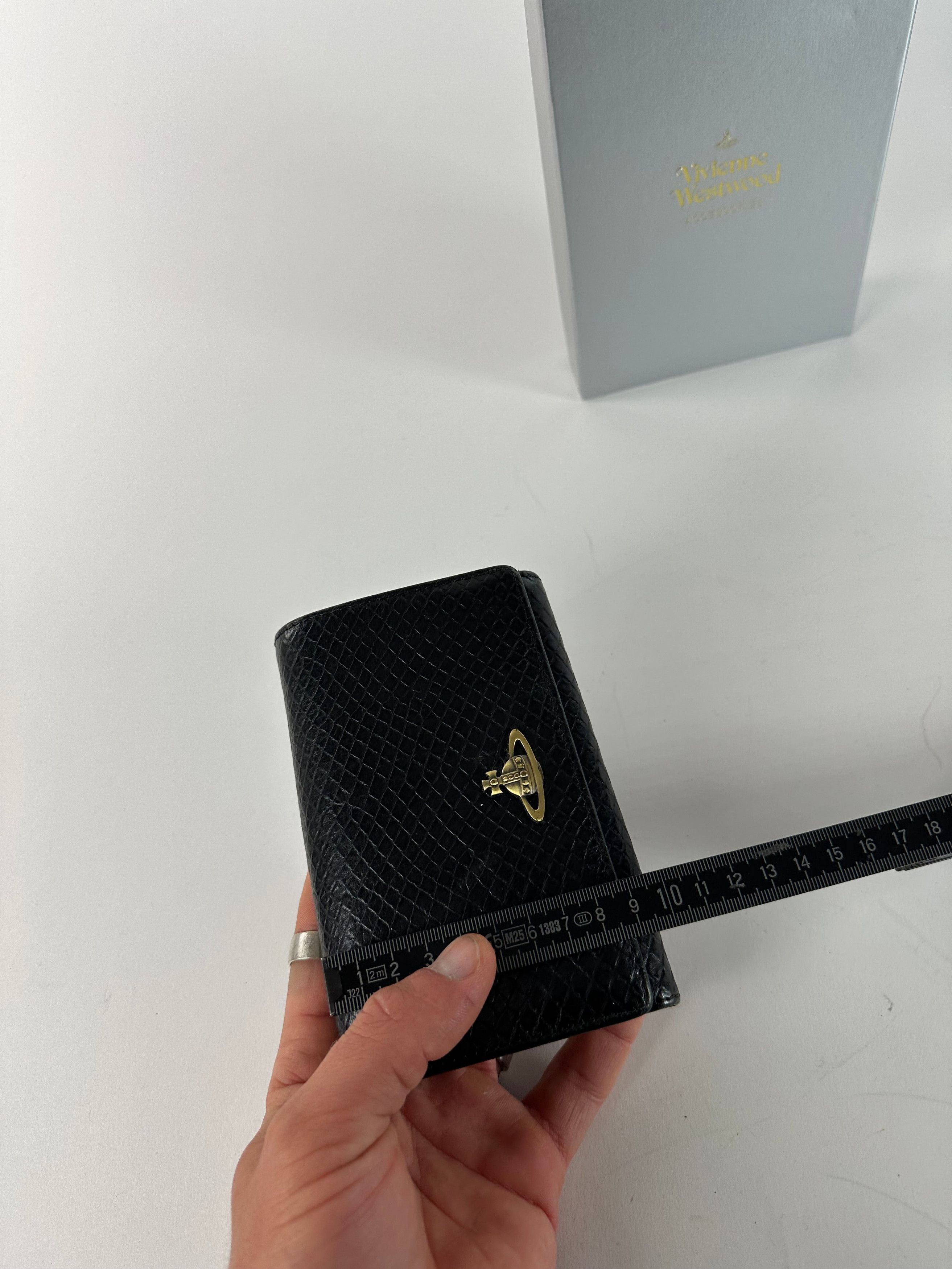 Vivienne Westwood Vintage Snake Emblossed Leather Wallet Black Size ONE SIZE - 10 Thumbnail