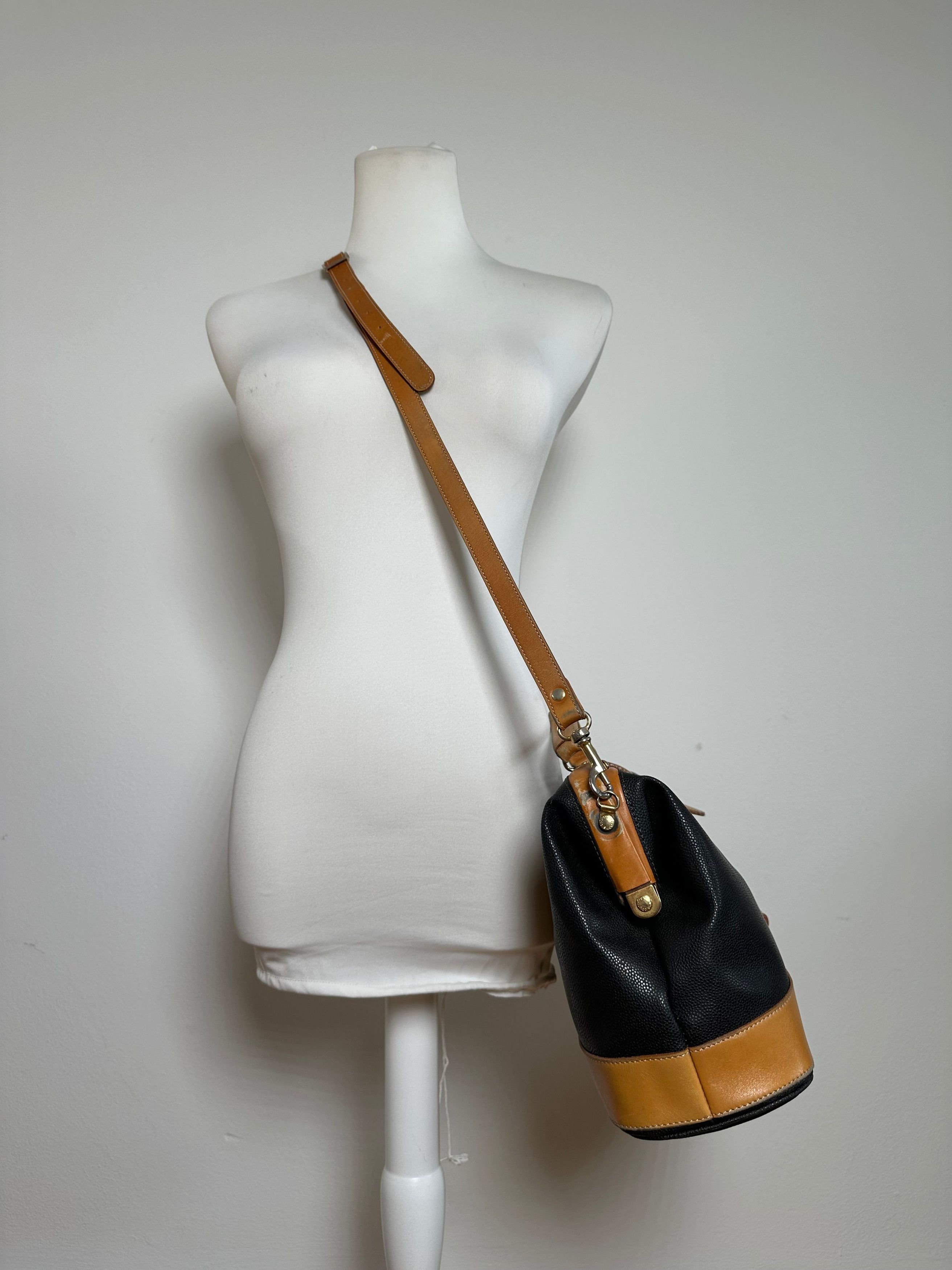 Courreges Vintage Paris Leather 2Way Handbag Black Brown Size ONE SIZE - 9 Thumbnail
