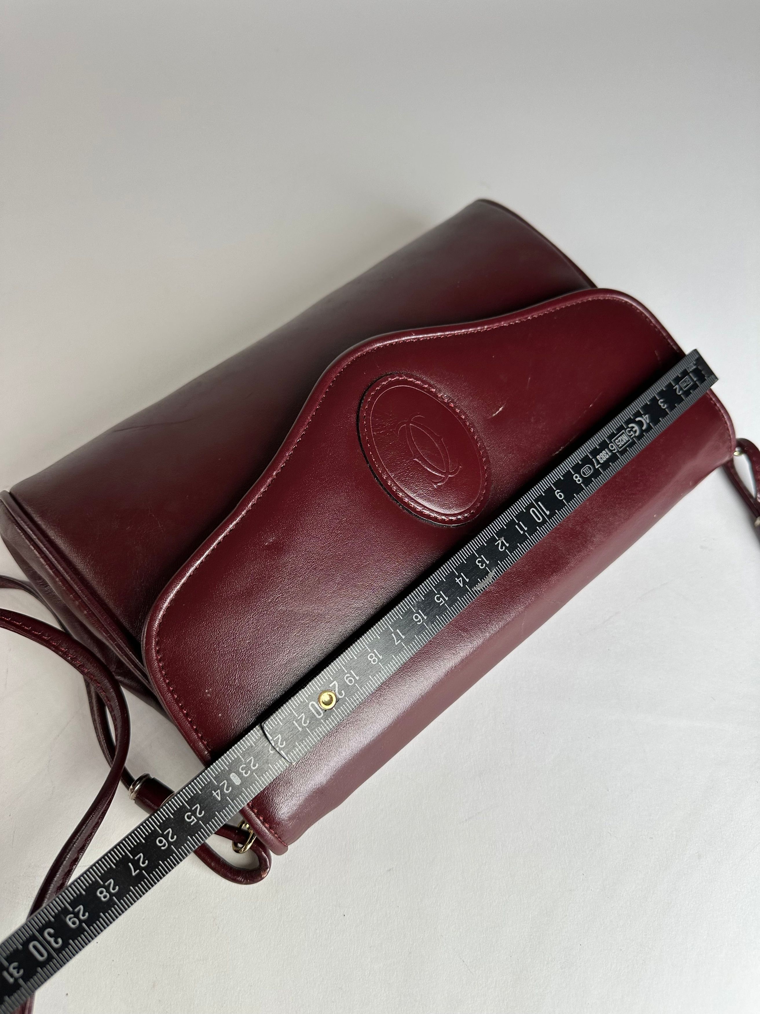 Cartier Vintage Leather Shoulder Bag Burgundy Size ONE SIZE - 14 Thumbnail