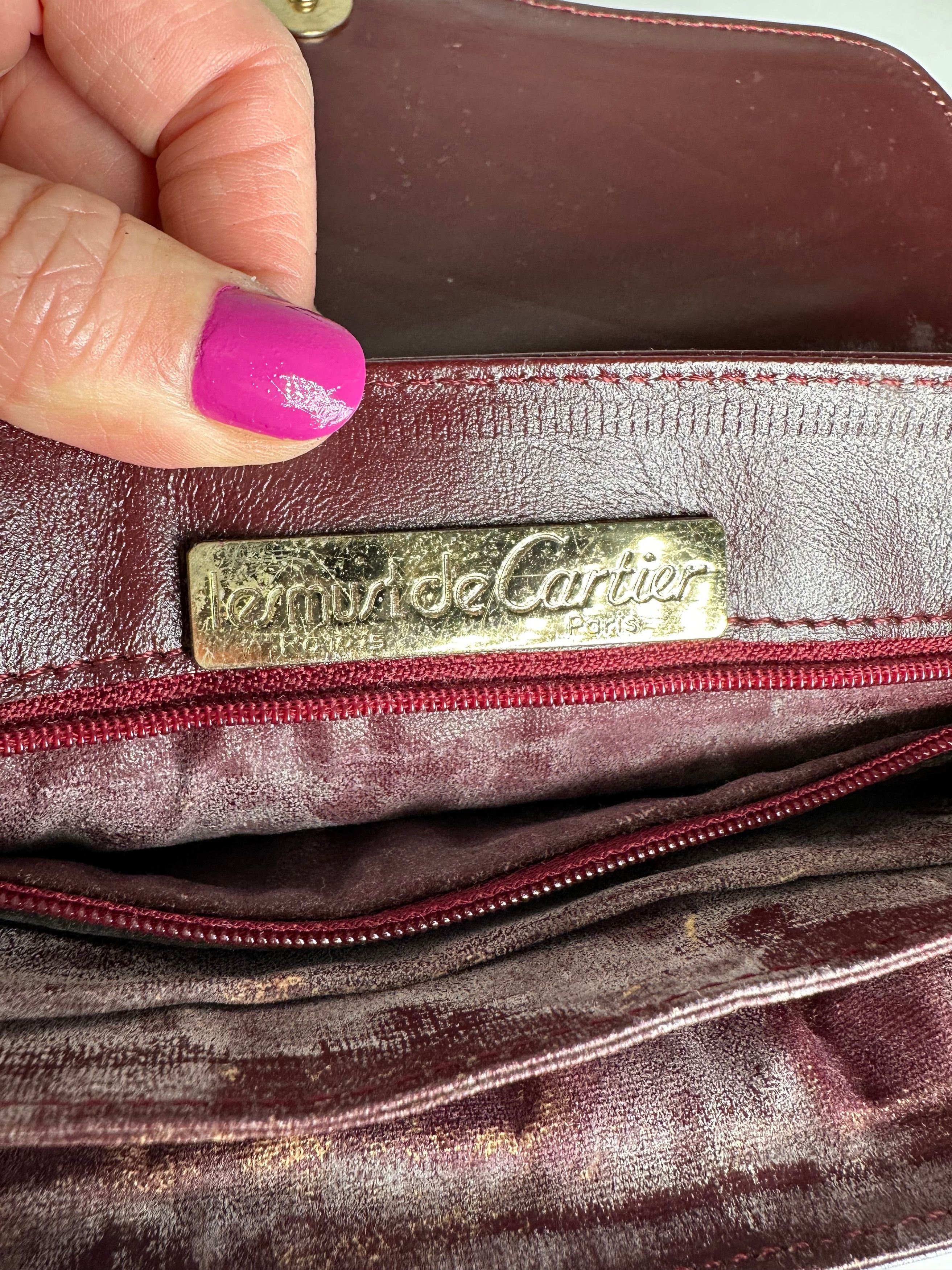 Cartier Vintage Leather Shoulder Bag Burgundy Size ONE SIZE - 12 Thumbnail